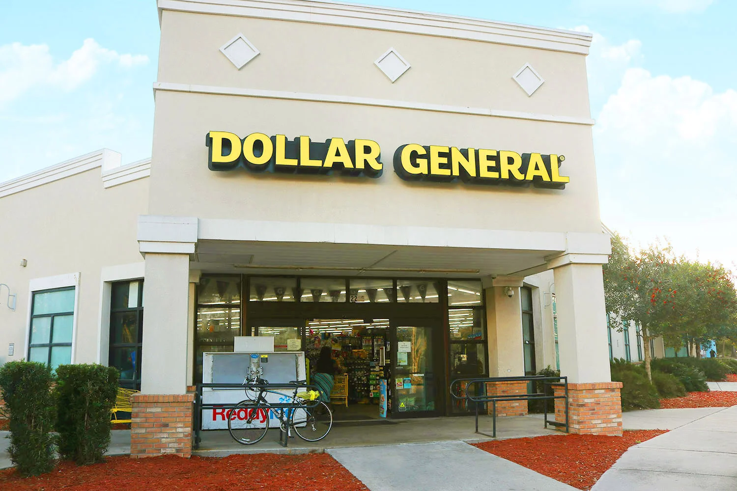 Dollar General Nnn Top Performing Location Early… — Sale in St. Petersburg, FL, photo 1 of 1