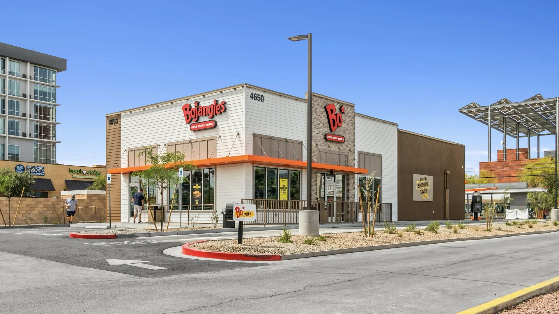 Bojangles Ground Lease - @ UNLV Campus - 20 Yr Lease — Sale in Las Vegas, NV, photo 1 of 5