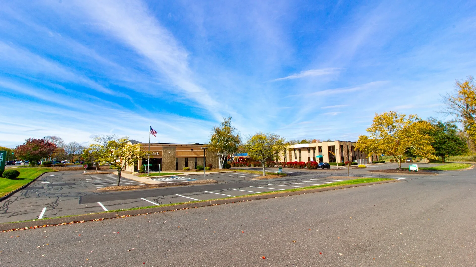 Two Tenant Medical Building & Bank — Sale in Enfield, CT, photo 2 of 4