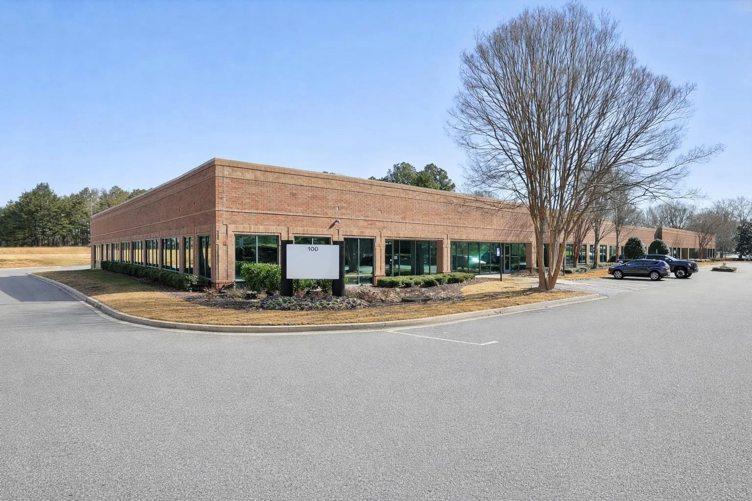 15-Year Absolute NNN Sale-Leaseback Healthcare Facility — Sale in Kennesaw, GA, photo 1 of 3