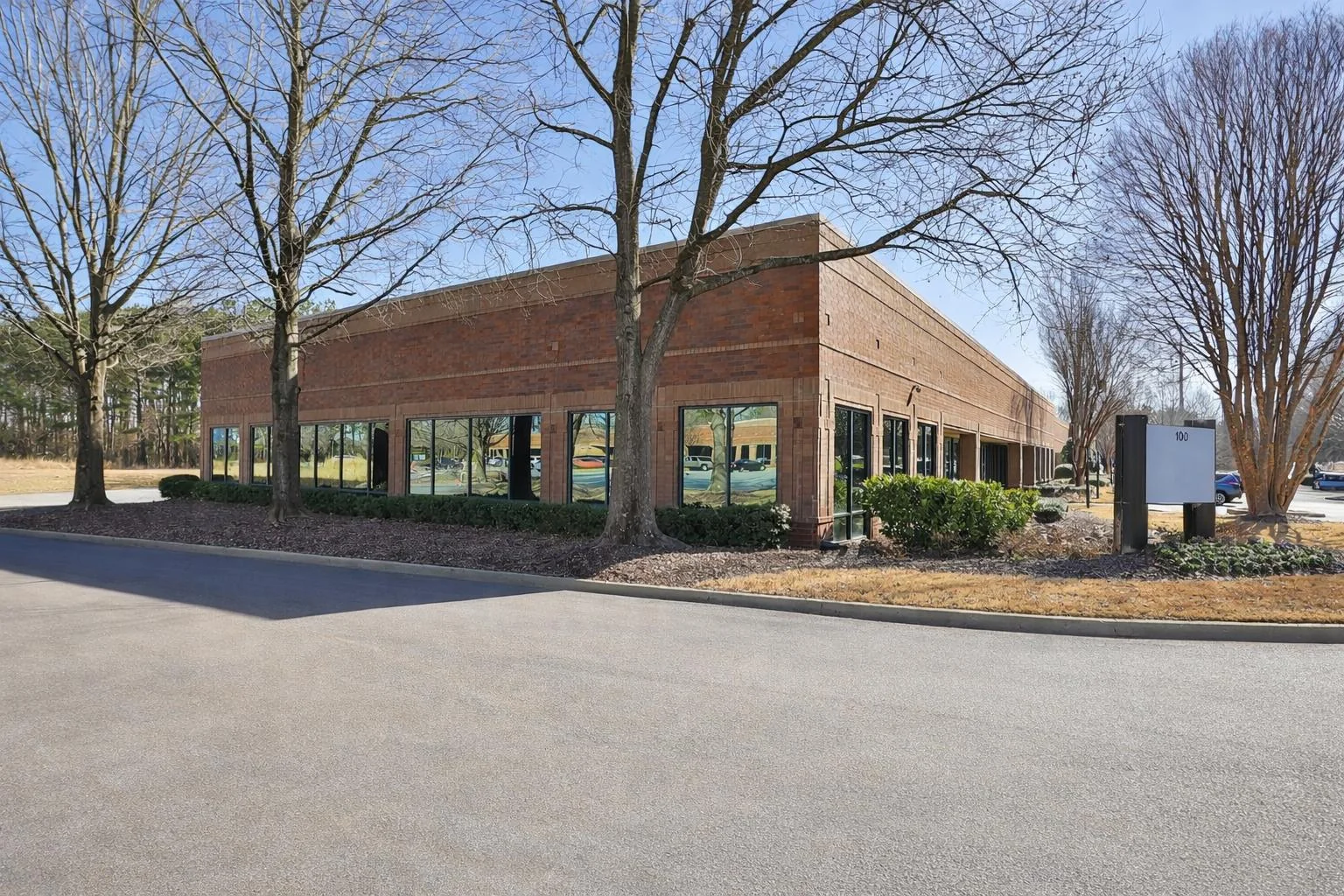 15-Year Absolute NNN Sale-Leaseback Healthcare Facility — Sale in Kennesaw, GA, photo 3 of 3