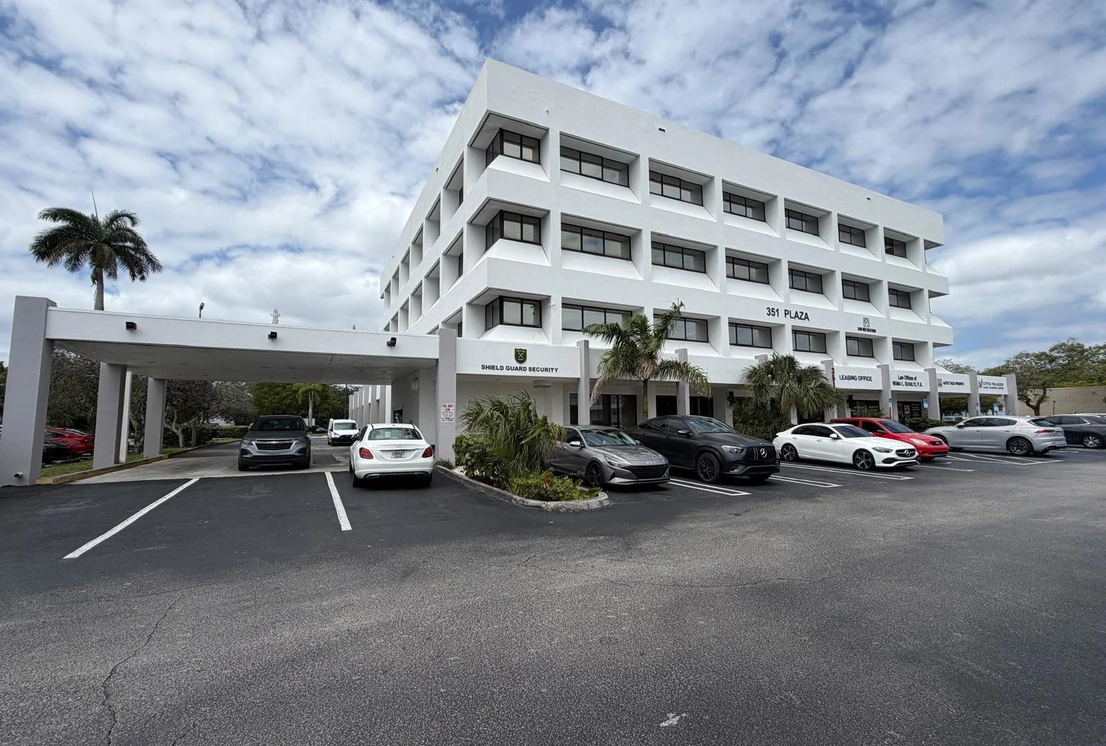 351 Plaza — Sale in Pompano Beach, FL, photo 1 of 2