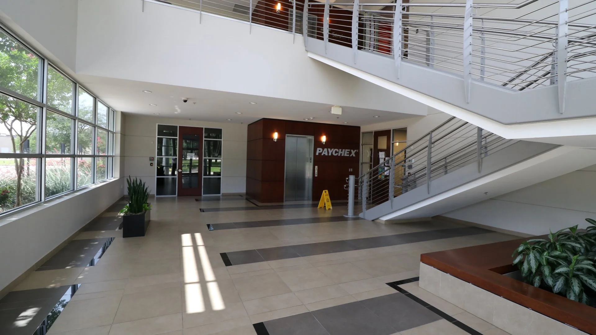 Freeport Sterling Office Center — Sale in Irving, TX, photo 2 of 2