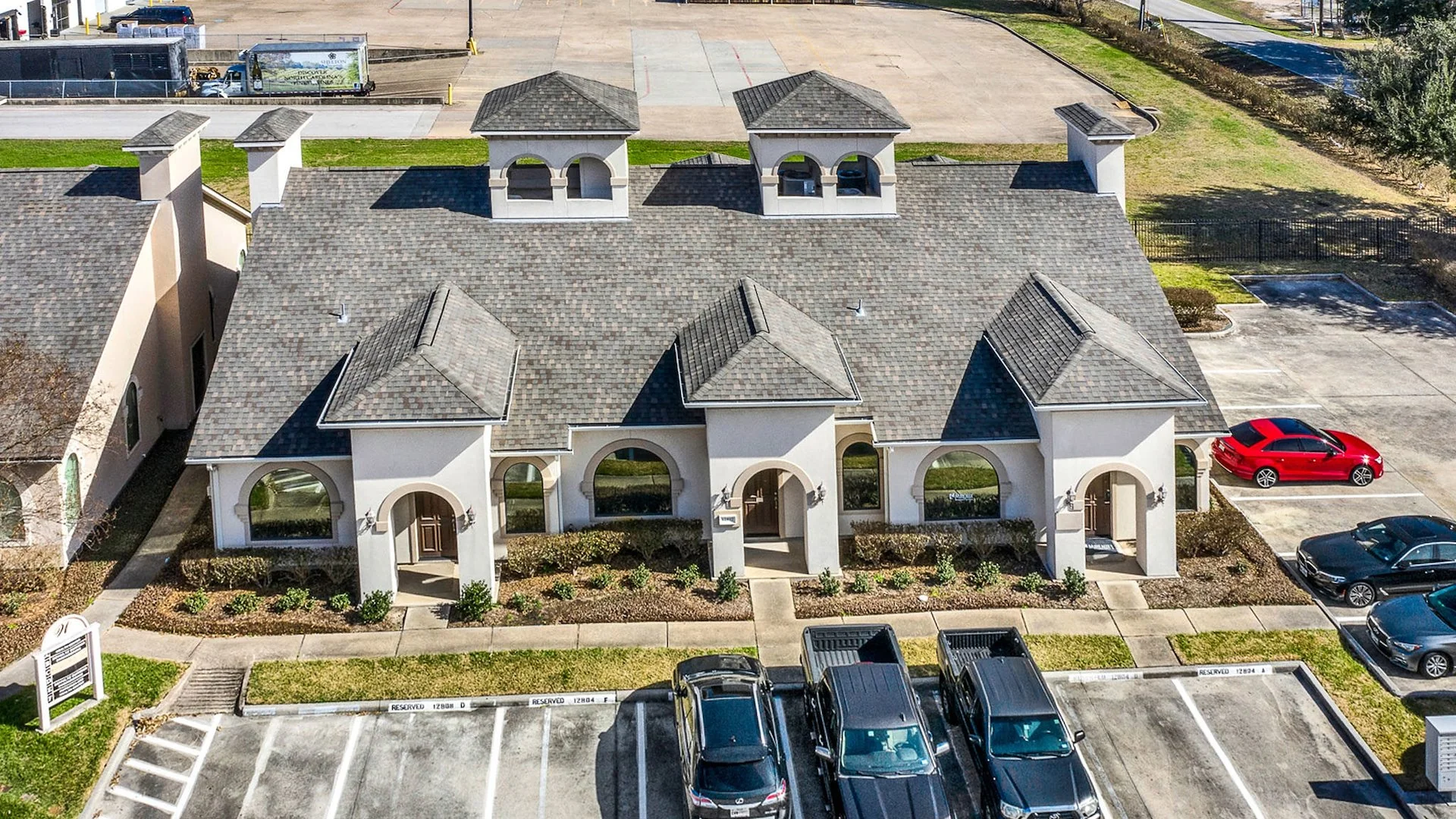 12802 Willow Centre Drive