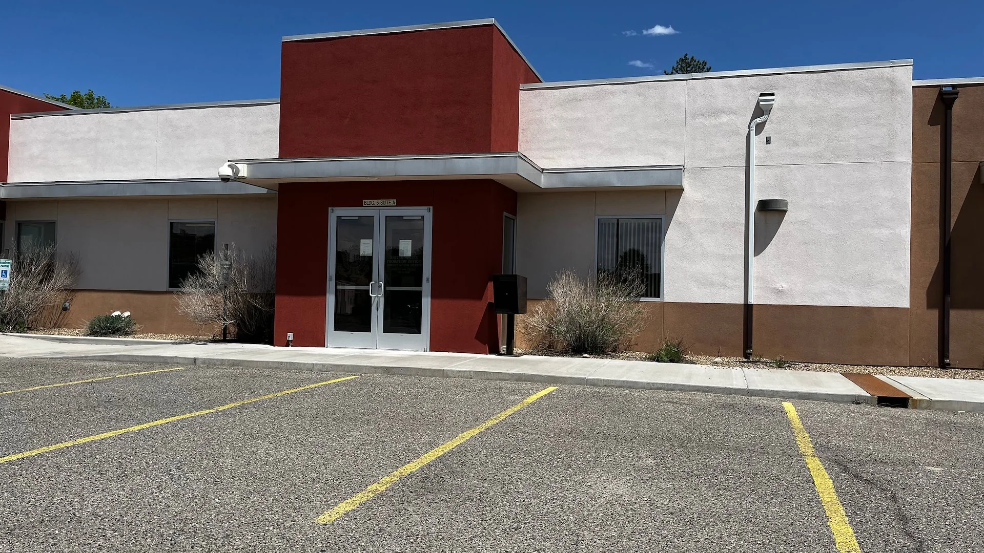 800 E 30Th Street - office for sale in farmington, NM