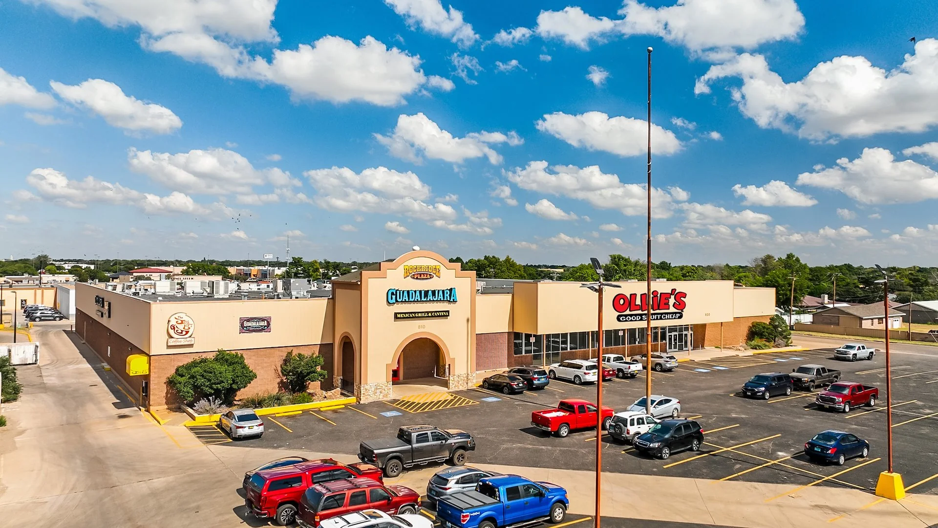 Rockridge Plaza
