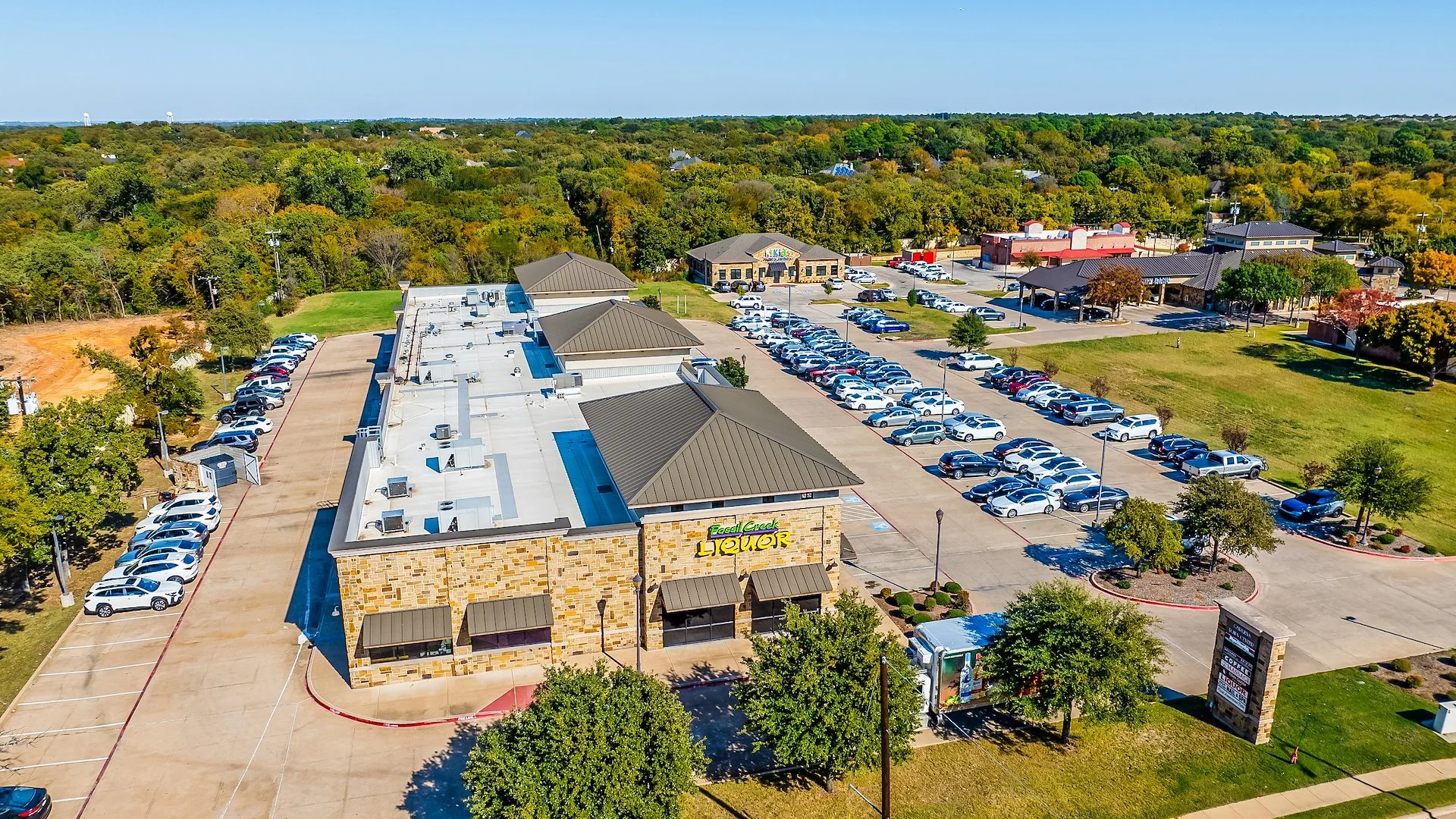 Garden Town Center — Sale in Arlington, TX, photo 2 of 6