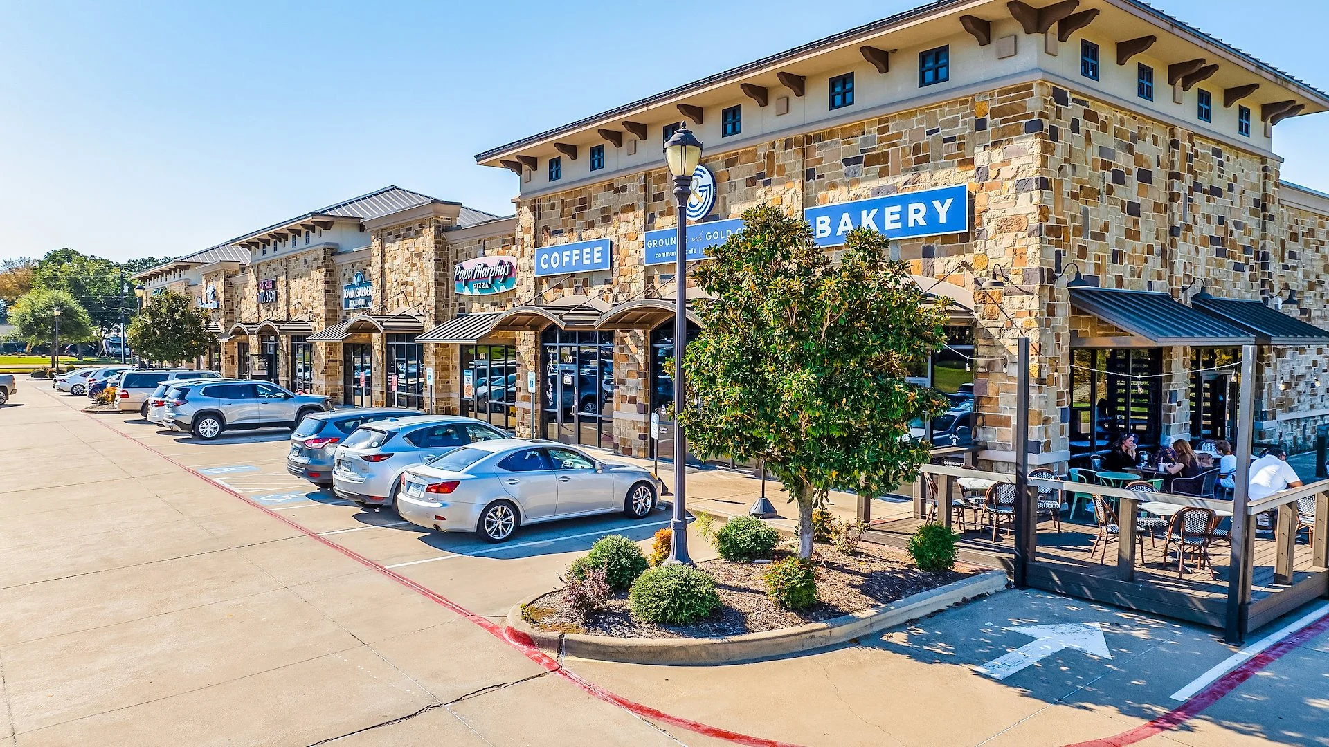 Garden Town Center — Sale in Arlington, TX, photo 3 of 6