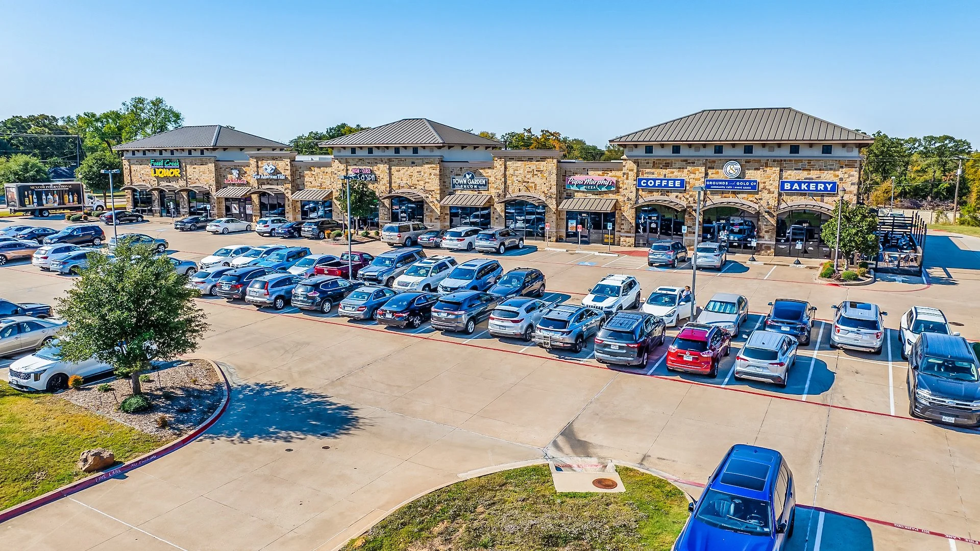 Garden Town Center — Sale in Arlington, TX, photo 5 of 6
