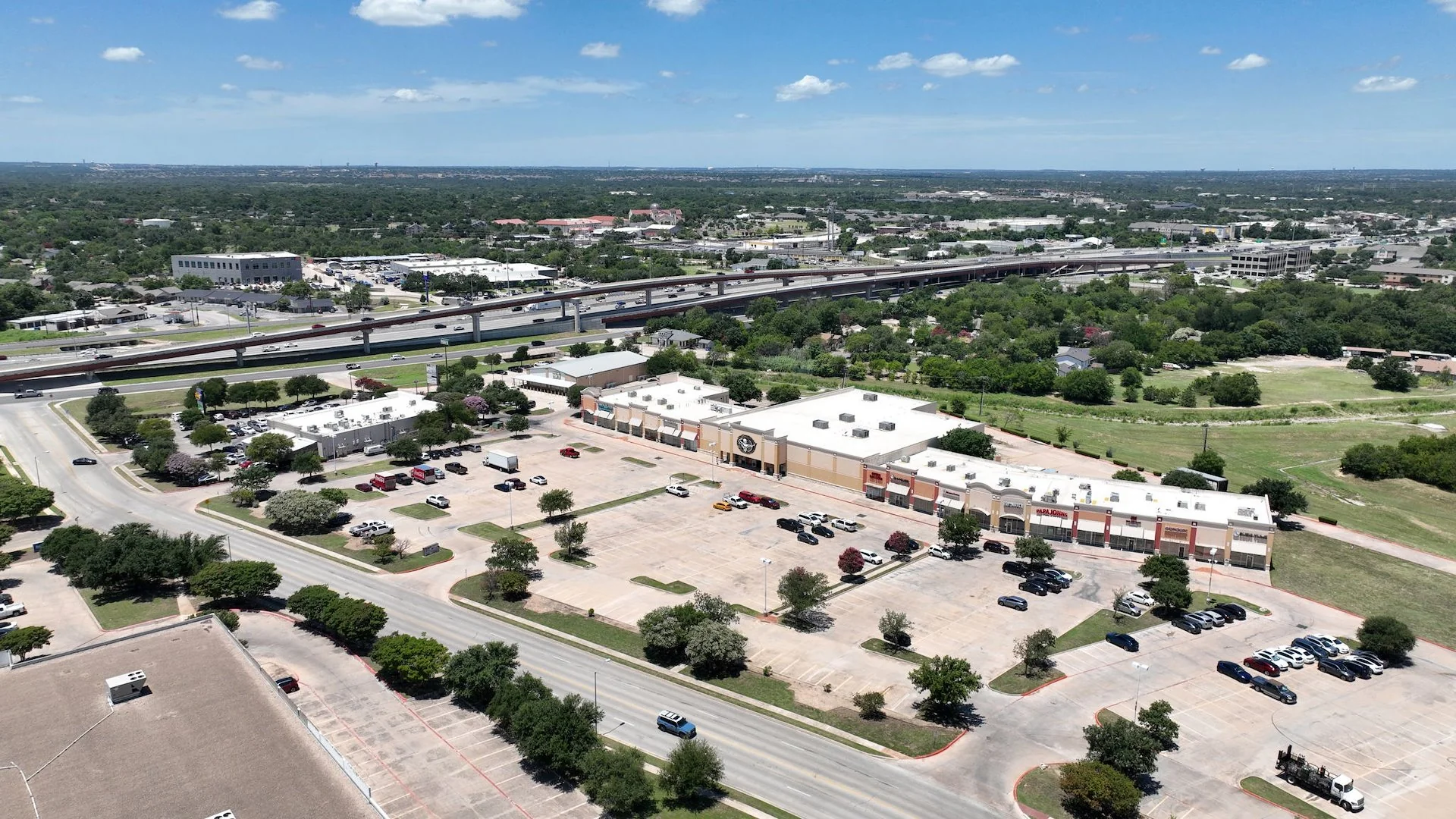 Mays Crossing Shopping Center — Sale in Round Rock, TX, photo 7 of 8