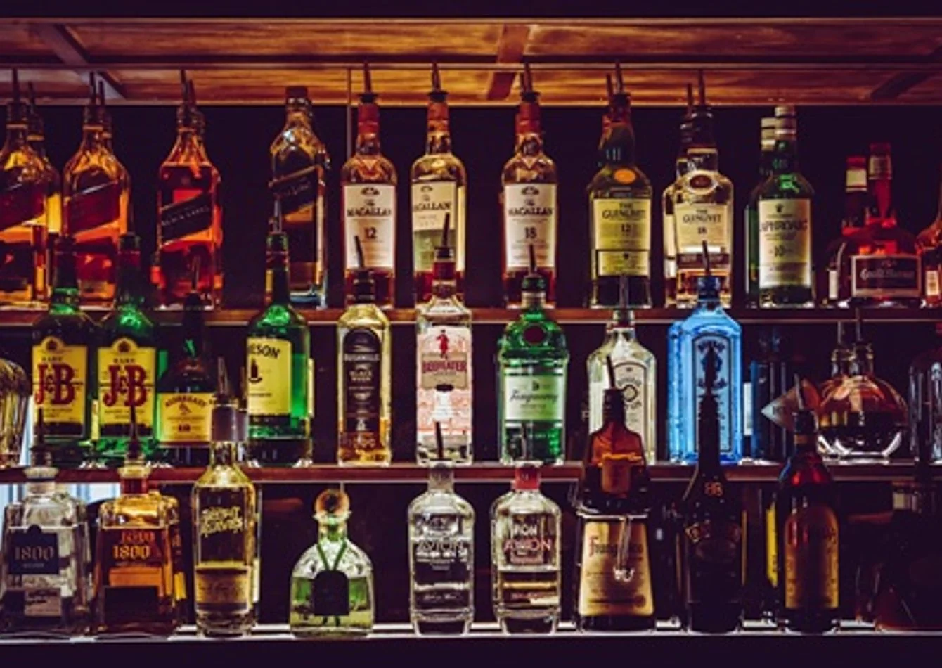 Series 6 Bar Opportunity: Real Estate + Liquor… — Sale in Mohave County, AZ, photo 1 of 1