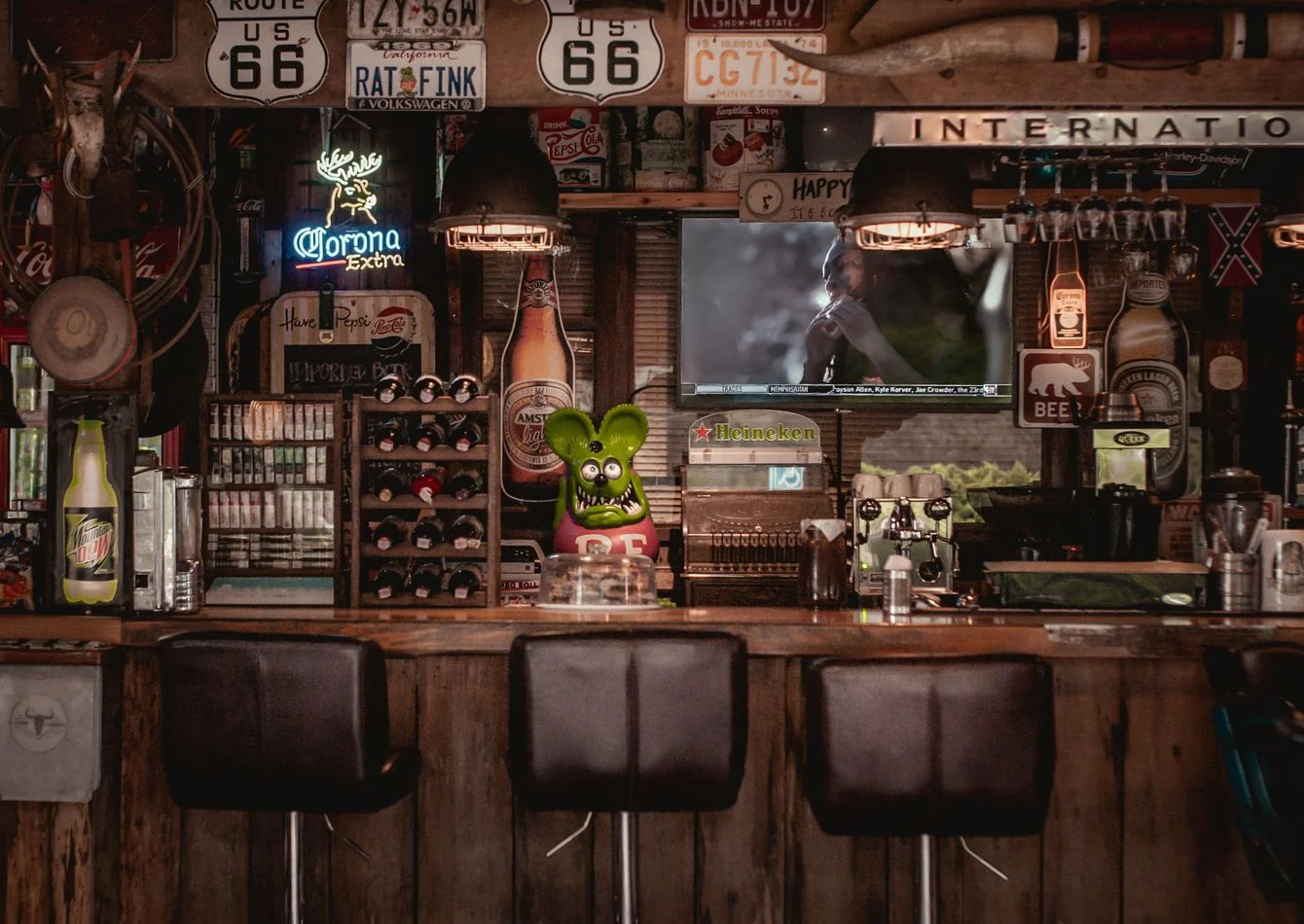 Profitable & Unique Billiards Bar + Event Venue — Sale in Yavapai County, AZ, photo 1 of 1