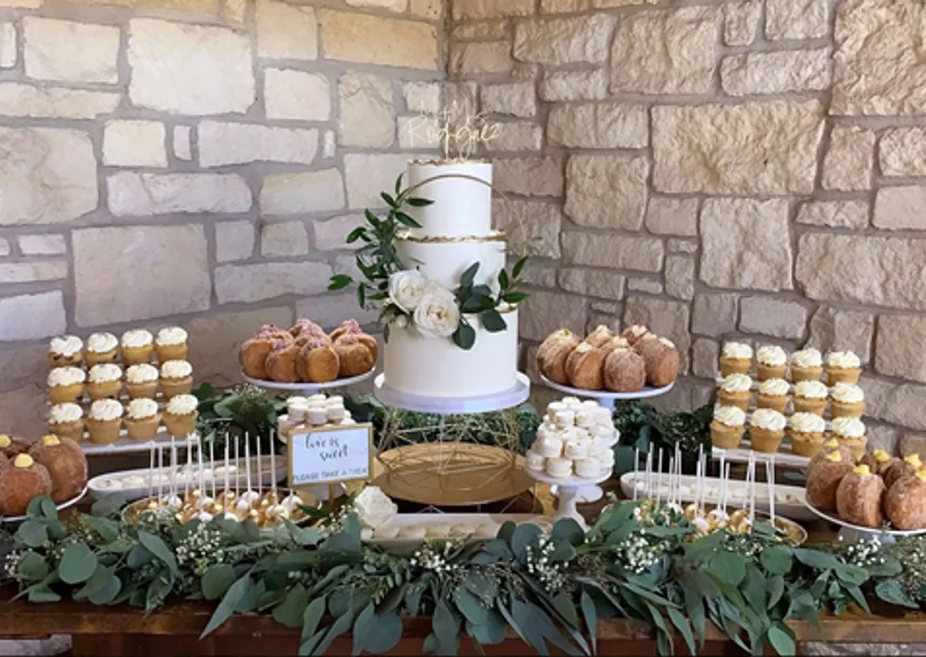 Profitable Boutique Bakery with Thriving Online… — Sale in Phoenix Metro, AZ, photo 1 of 1