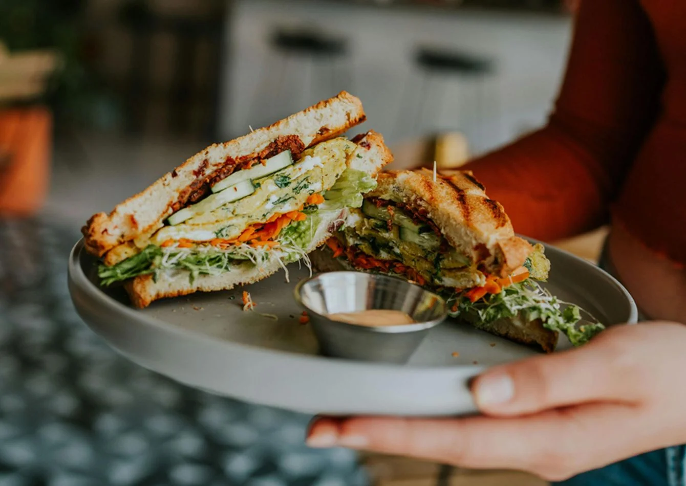 Full-Service Restaurant Serving Acadiana — Sale in Lafayette, LA, photo 1 of 1