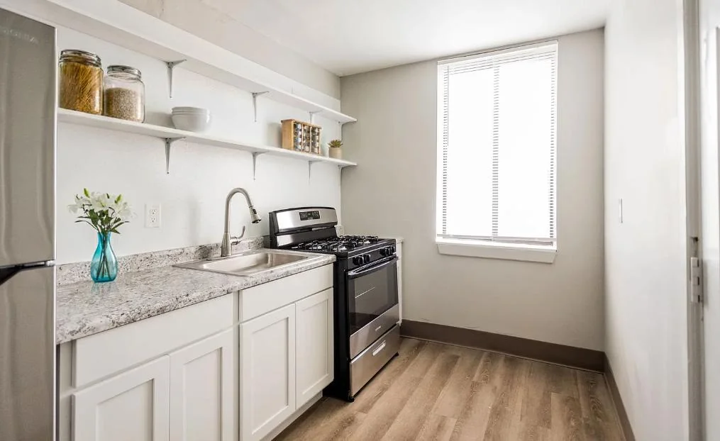 Kirkwood Apartments — Sale in Detroit, MI, photo 4 of 5