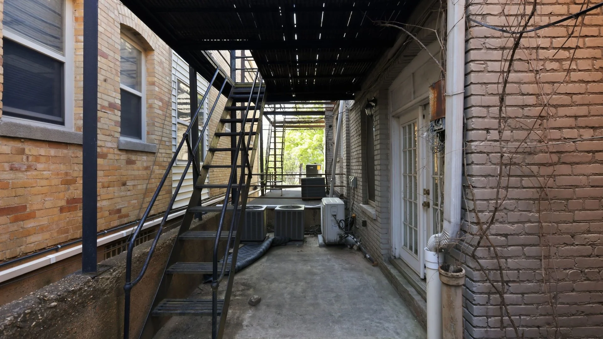 2703 12th Street NE — Sale in Washington, DC, photo 7 of 8
