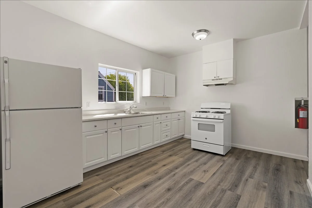 203 Bissell Ave — Sale in Richmond, CA, photo 4 of 5