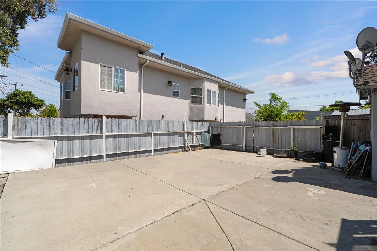 203 Bissell Ave — Sale in Richmond, CA, photo 5 of 5
