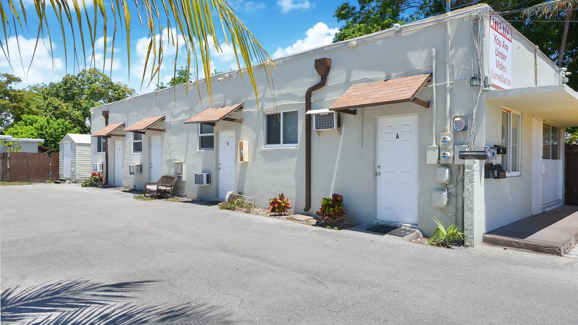 Hayes Street Apartments — Sale in Hollywood, FL, photo 3 of 8