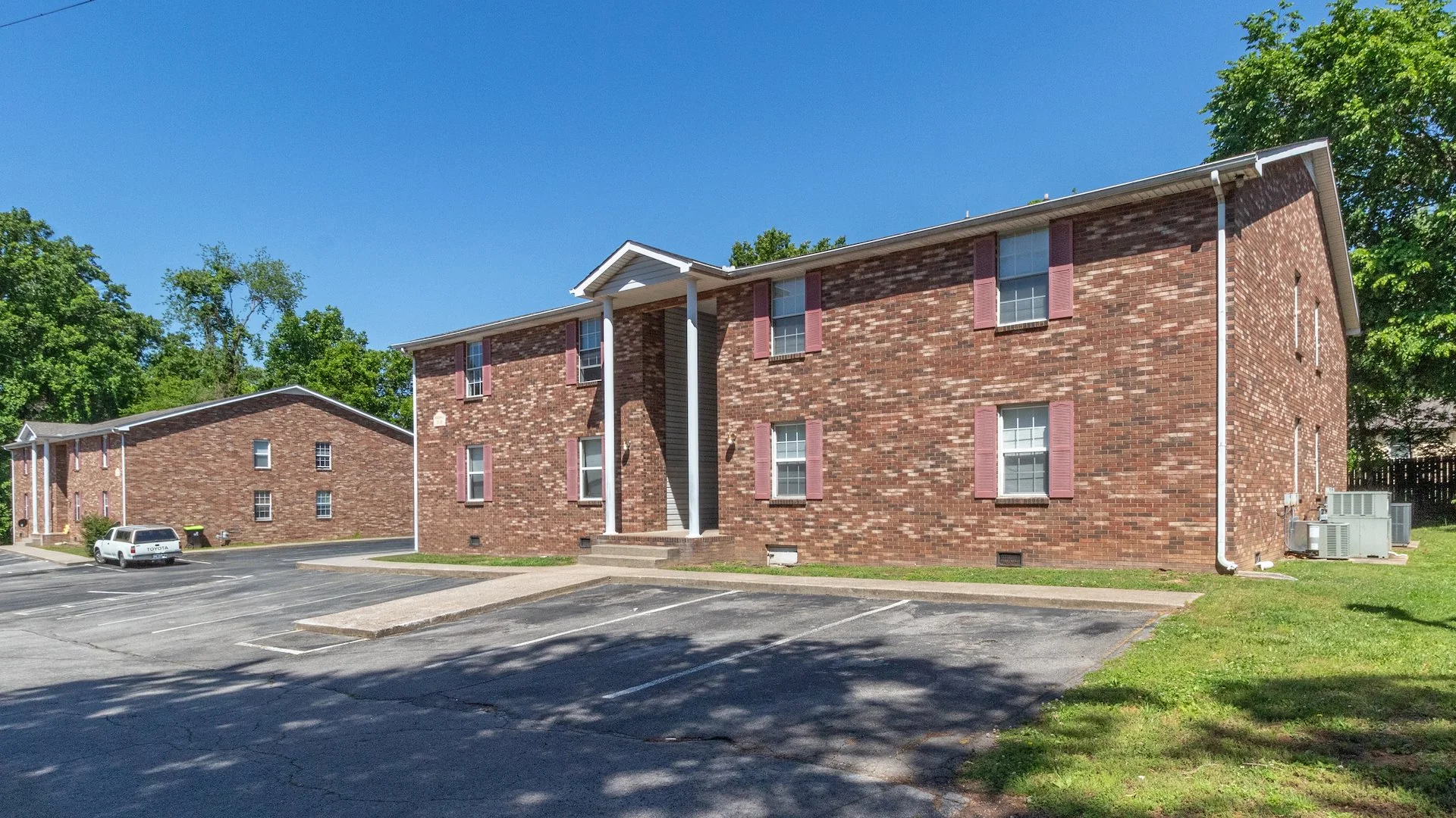 Jack Miller Flats — Sale in Clarksville, TN, photo 1 of 4