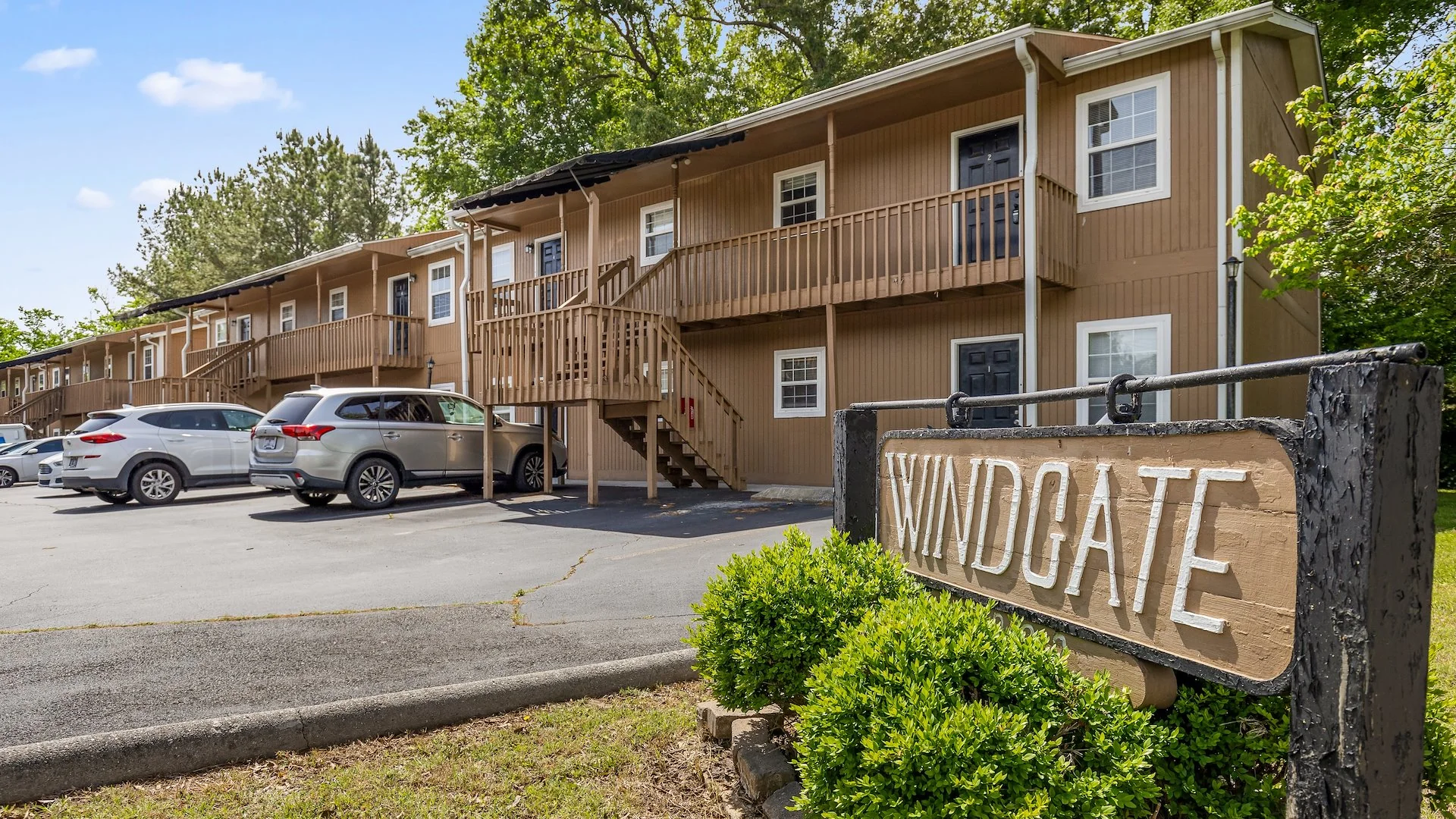 Windgate Apartments — Sale in Chattanooga, TN, photo 1 of 4