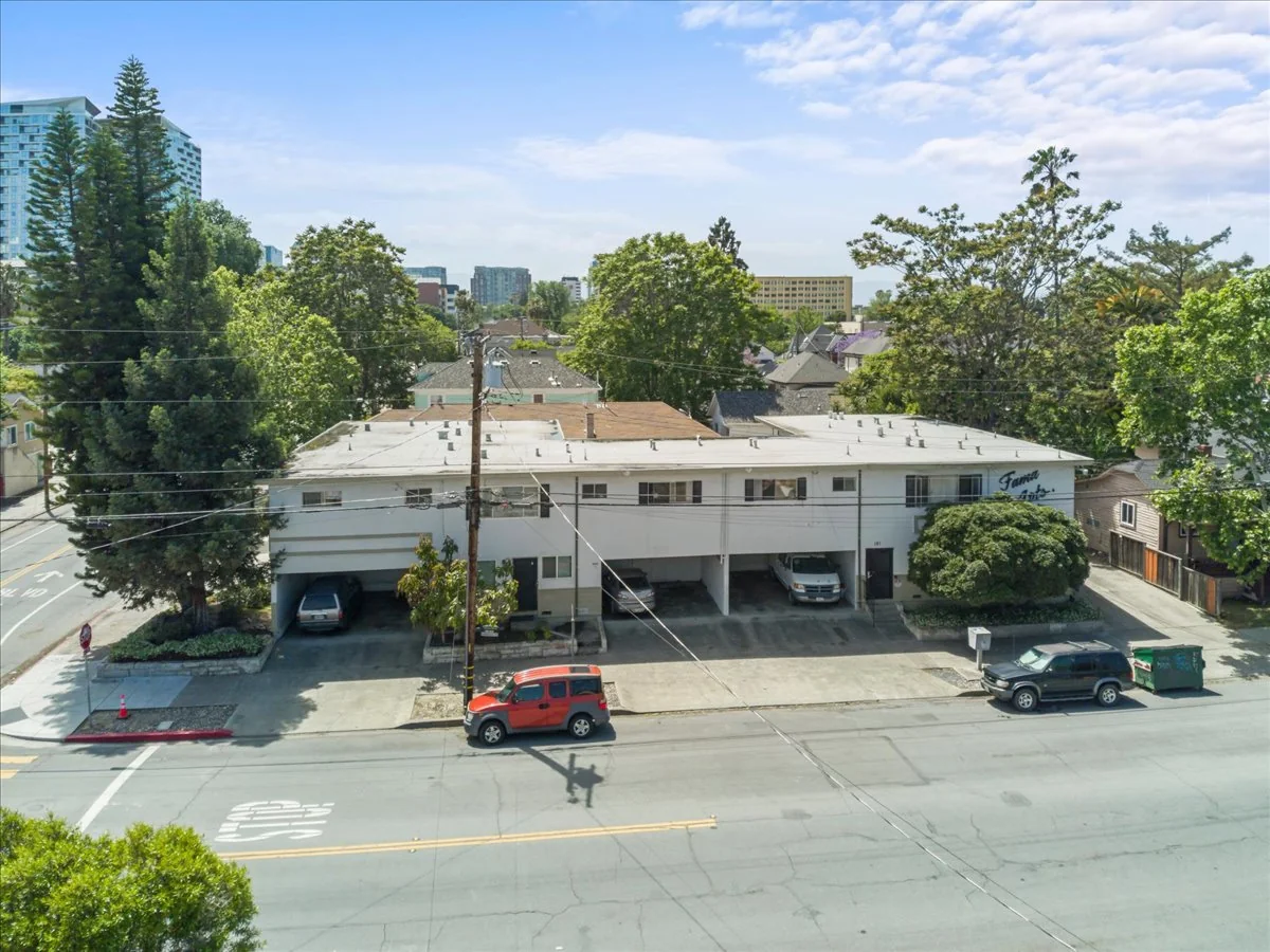 Fama Apartments, San Jose — Sale in San Jose, CA, photo 1 of 2
