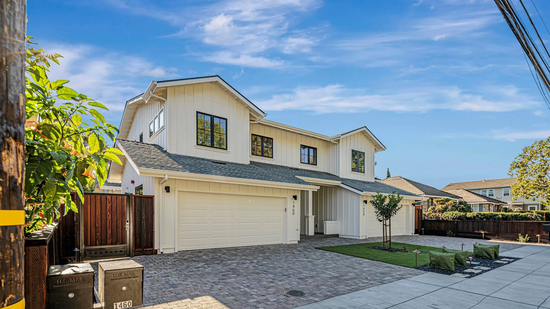 1460 Kentfield Ave — Sale in Redwood City, CA, photo 1 of 2