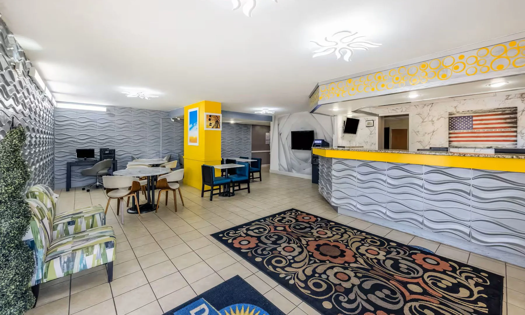 Days Inn & Suites Fayetteville — Sale in Fayetteville, NC, photo 2 of 5