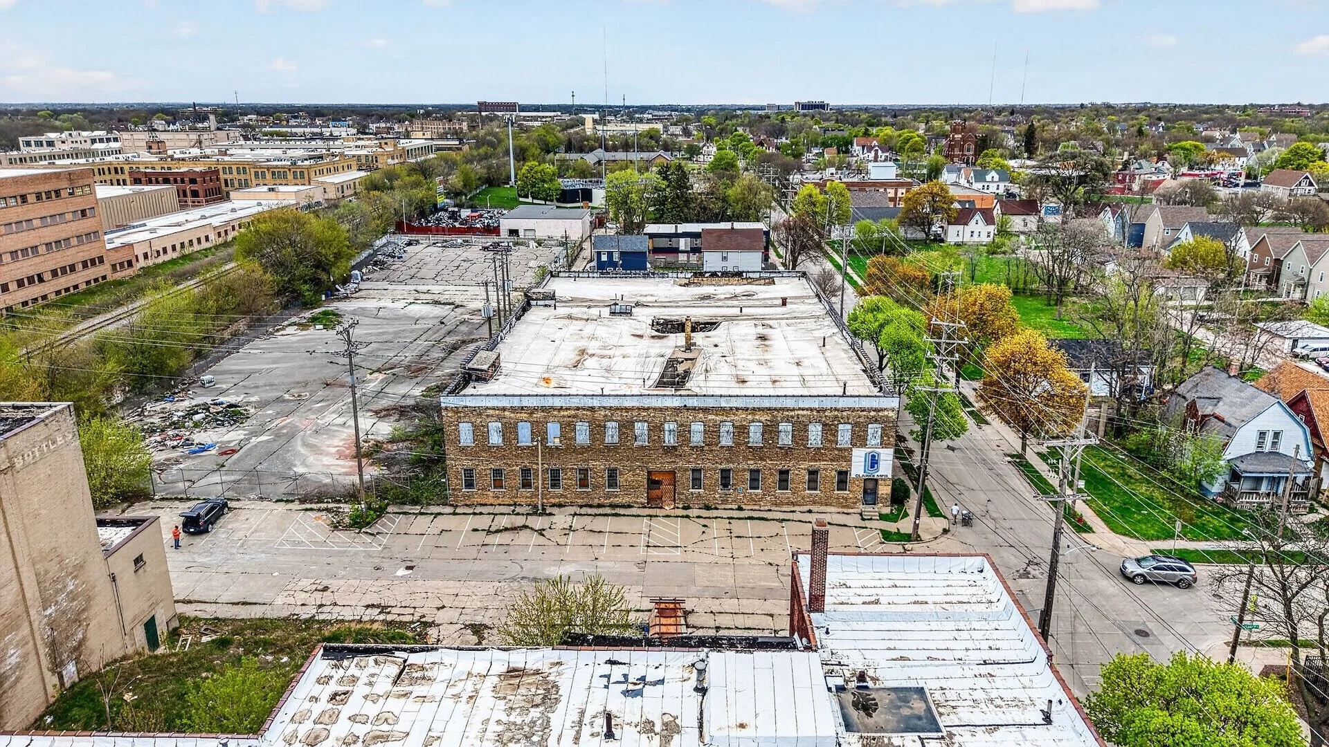 Auction - High-Upside Milwaukee Industrial… — Sale in Milwaukee, WI, photo 4 of 5