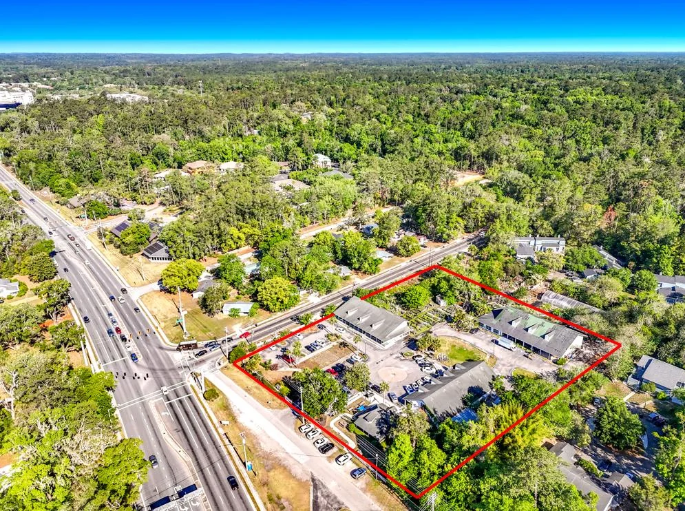 3.85 AC RETAIL REDEVELOPMENT | ~59K TOTAL VPD | PRIME… — Sale in Gainesville, FL, photo 1 of 7