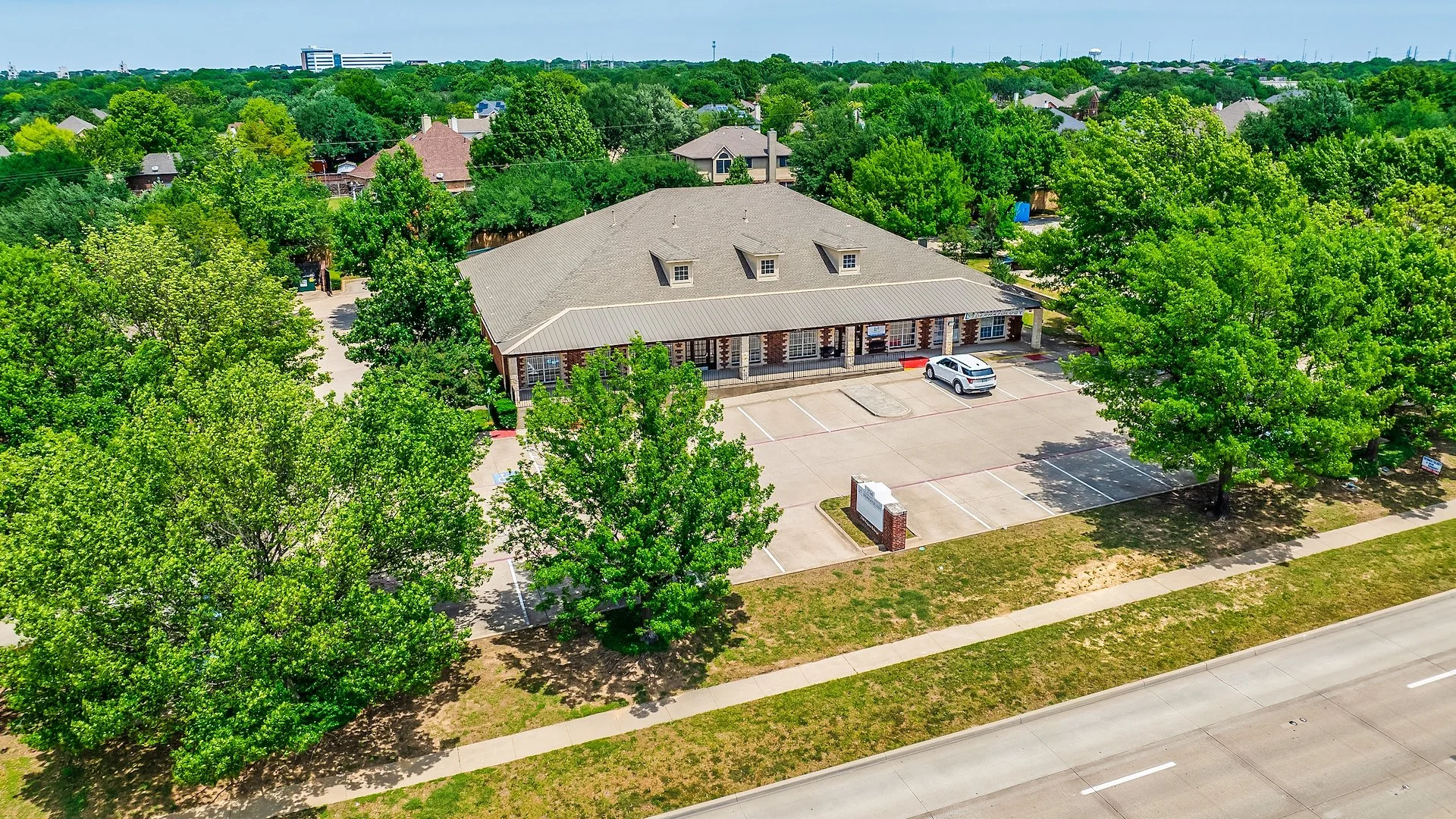 McKinney Medical Office — Sale in Mckinney, TX, photo 2 of 4