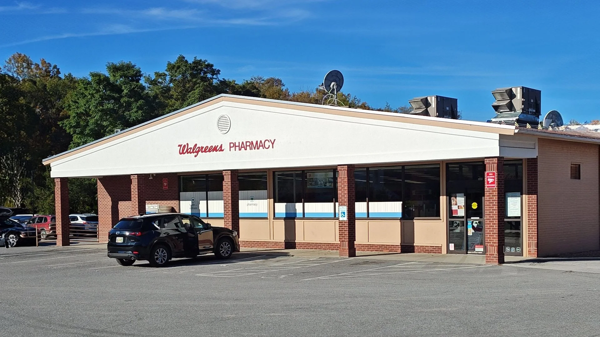Walgreens - Brandon VT - retail for sale in brandon, VT