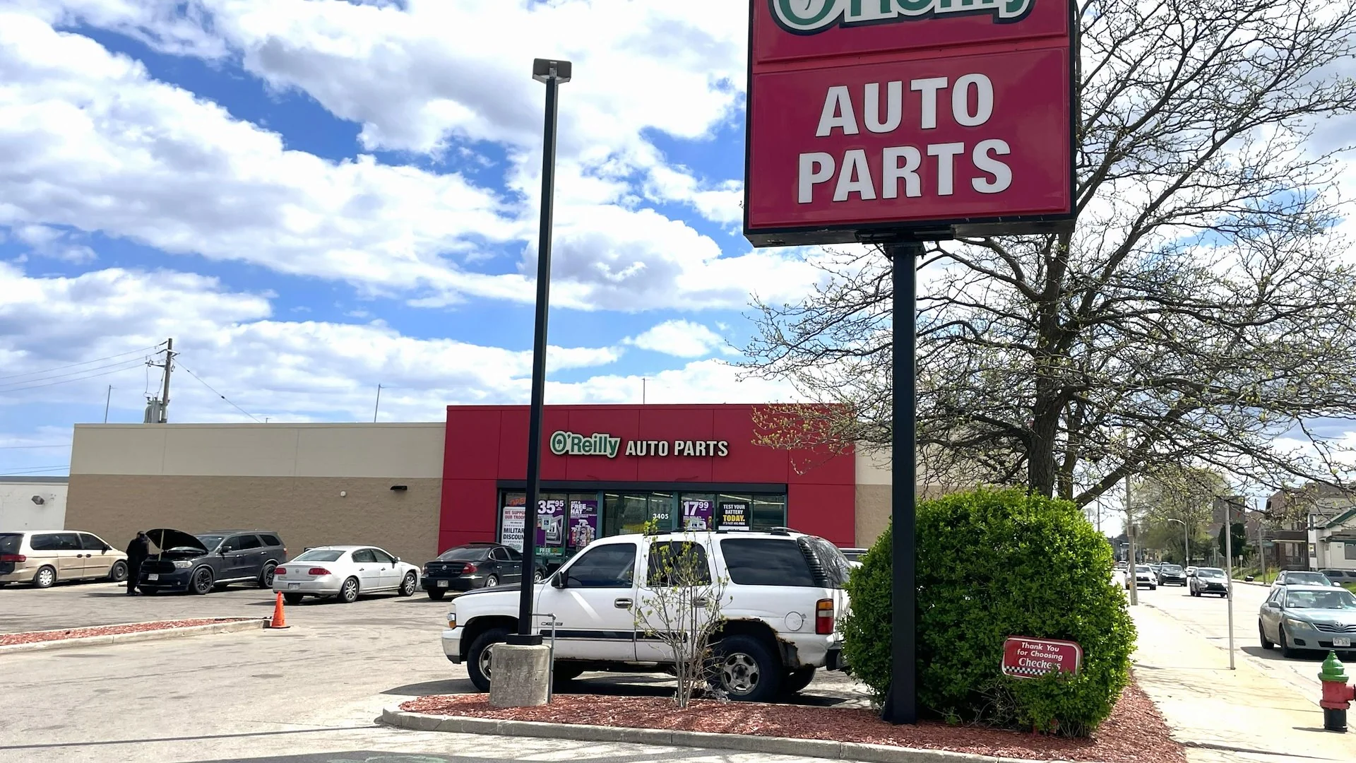 O'Reilly — Sale in Milwaukee, WI, photo 1 of 4