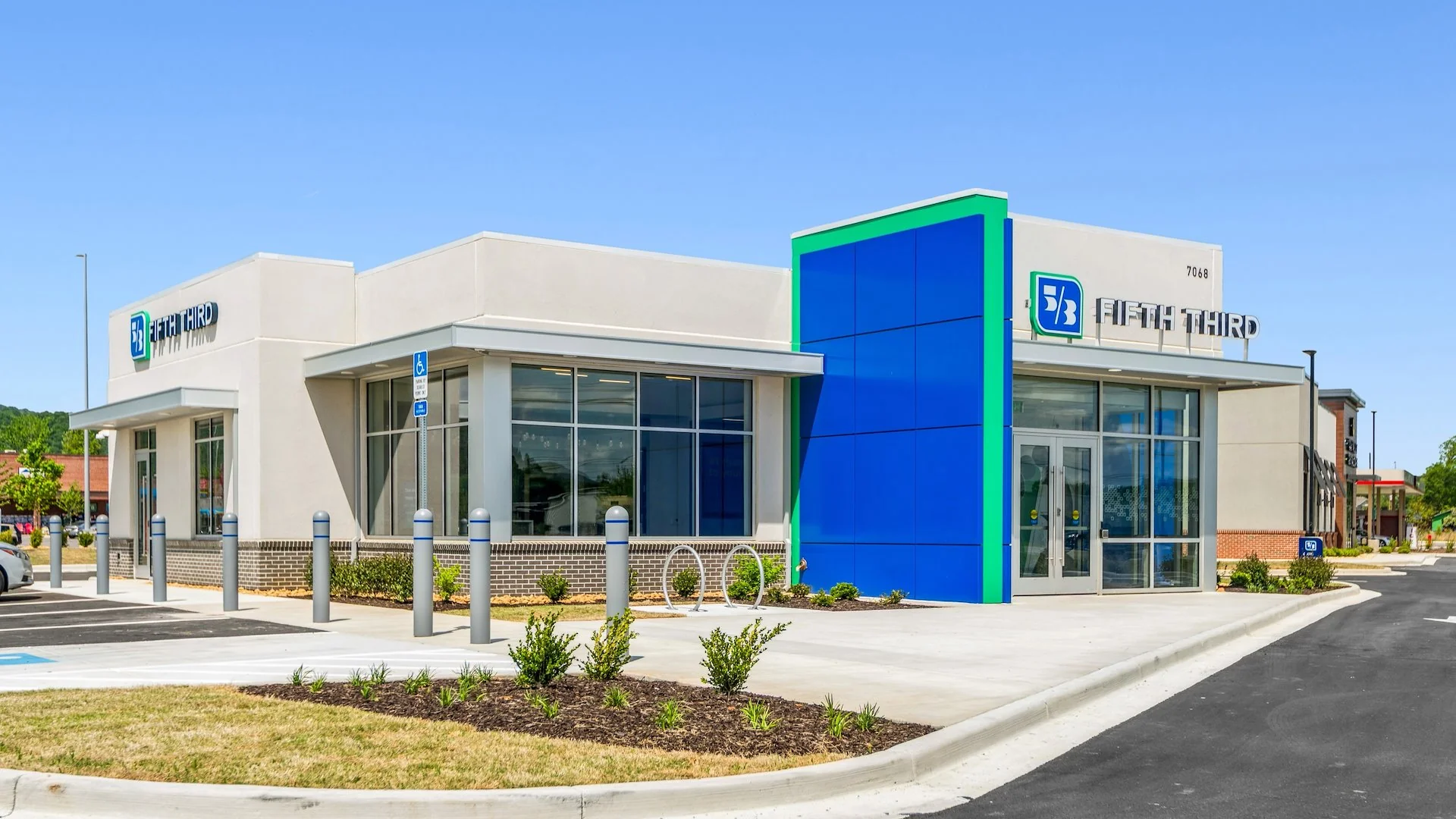 Fifth Third Bank Ground Lease - retail for sale in owens cross roads, AL