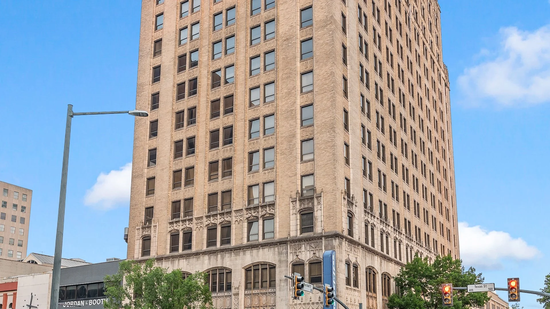 Dean Slattery Building — Sale in Shreveport, LA, photo 1 of 5