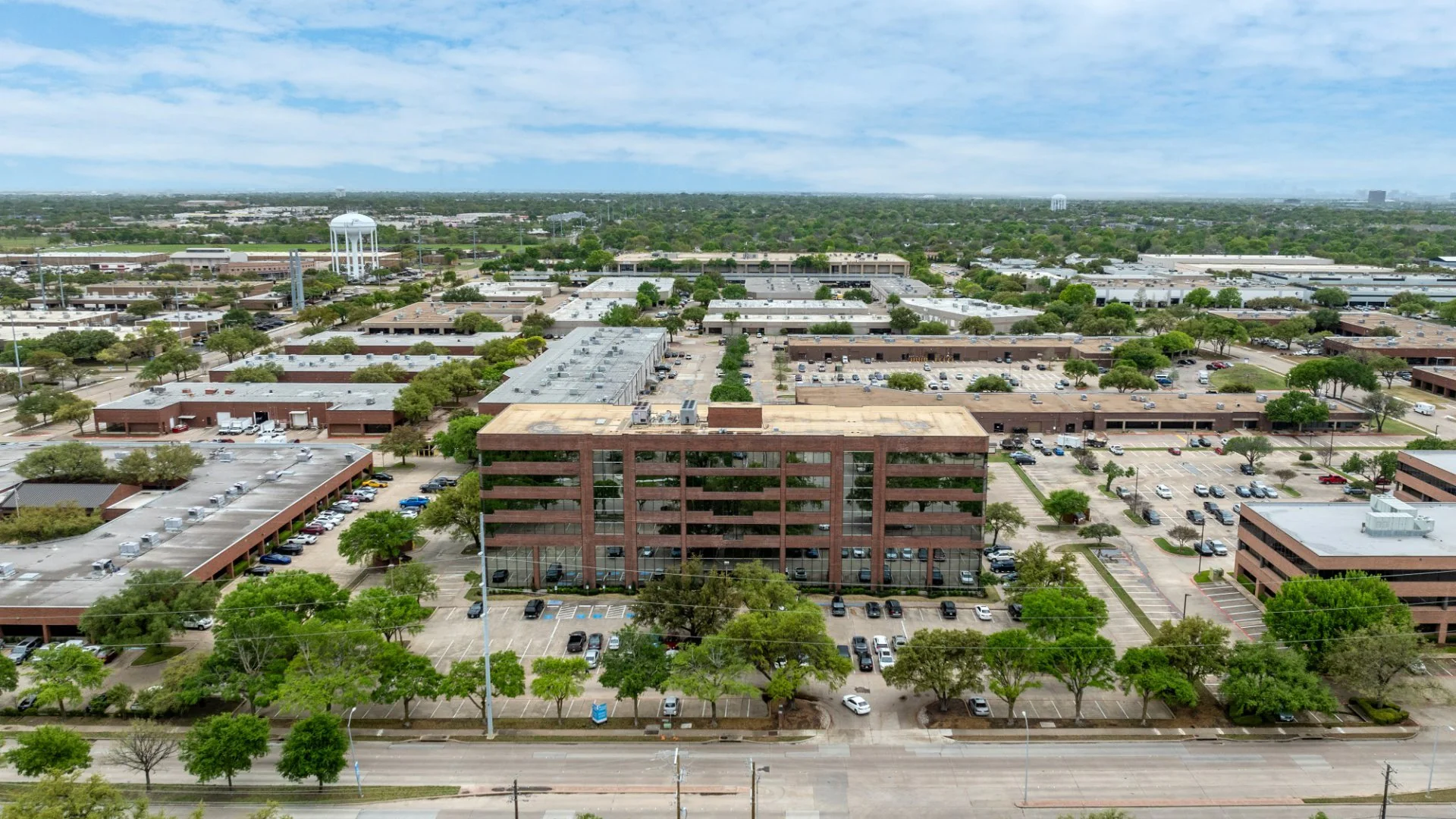1130 E Arapaho Rd, Richardson, TX — Sale in Richardson, TX, photo 2 of 6