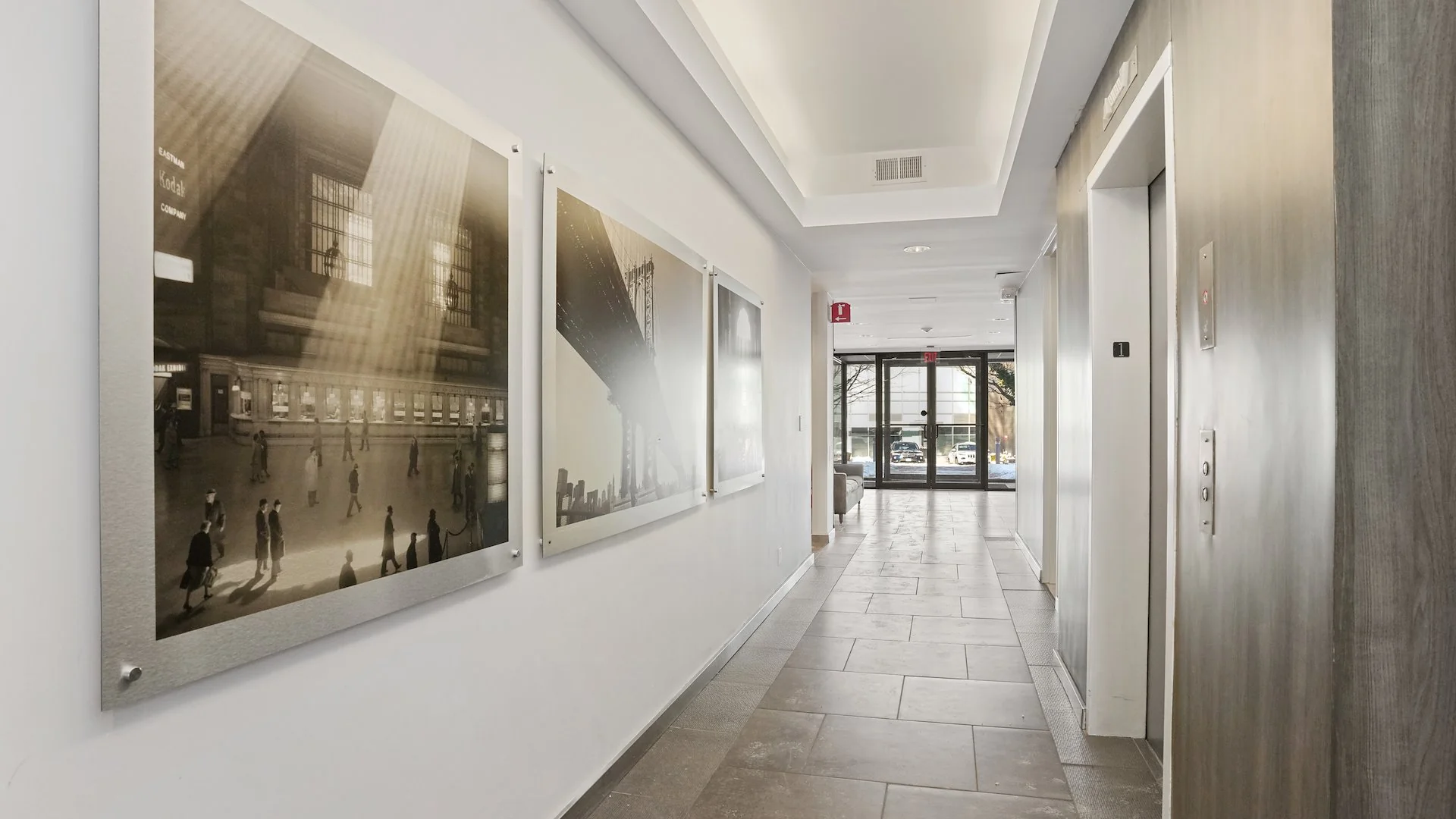 67 Holly Hill Lane — Sale in Greenwich, CT, photo 2 of 3