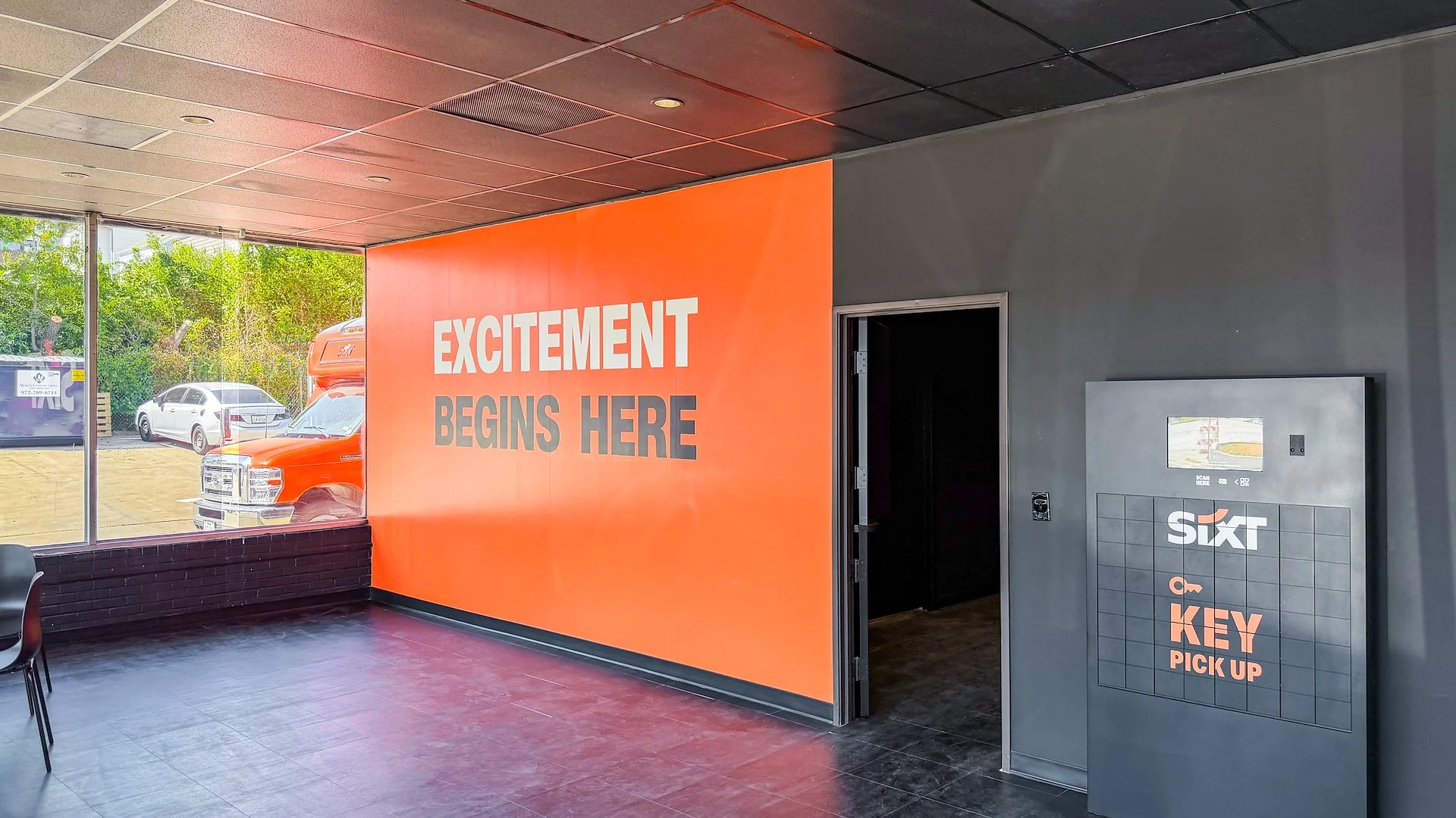 Sixt: Love Field — Sale in Dallas, TX, photo 2 of 5