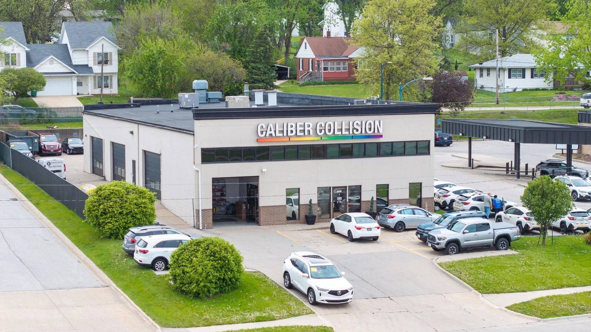 Caliber Collision — Sale in Urbandale, IA, photo 1 of 1
