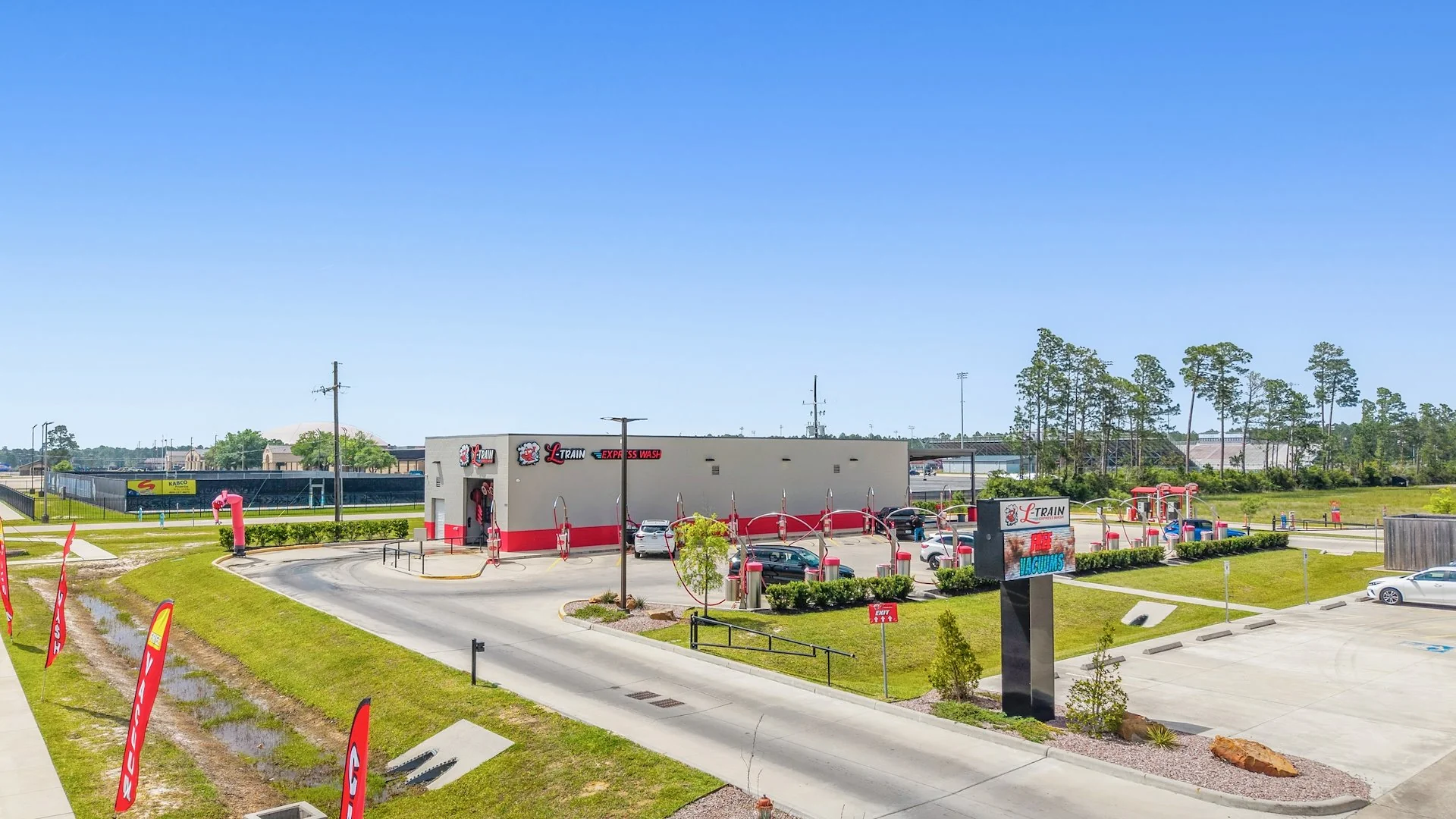 L-Train Express Wash | Walmart Shadow-Anchored |… — Sale in Lumberton, TX, photo 6 of 8
