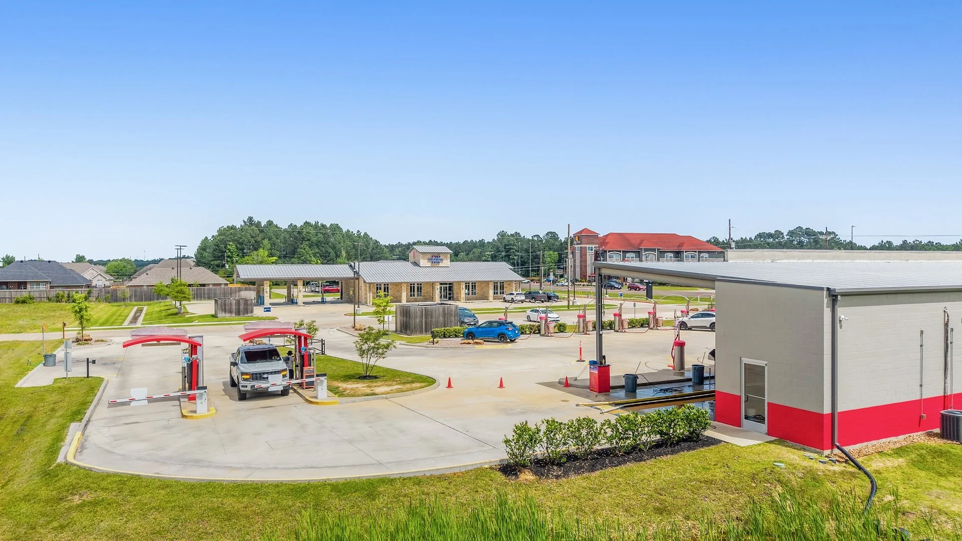 L-Train Express Wash | Walmart Shadow-Anchored |… — Sale in Lumberton, TX, photo 8 of 8