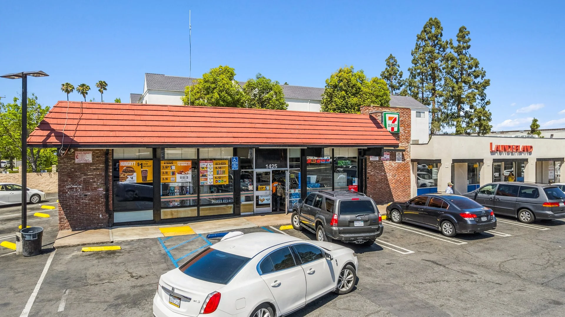 7-Eleven Anchored Santa Ana Plaza — Sale in Santa Ana, CA, photo 5 of 5