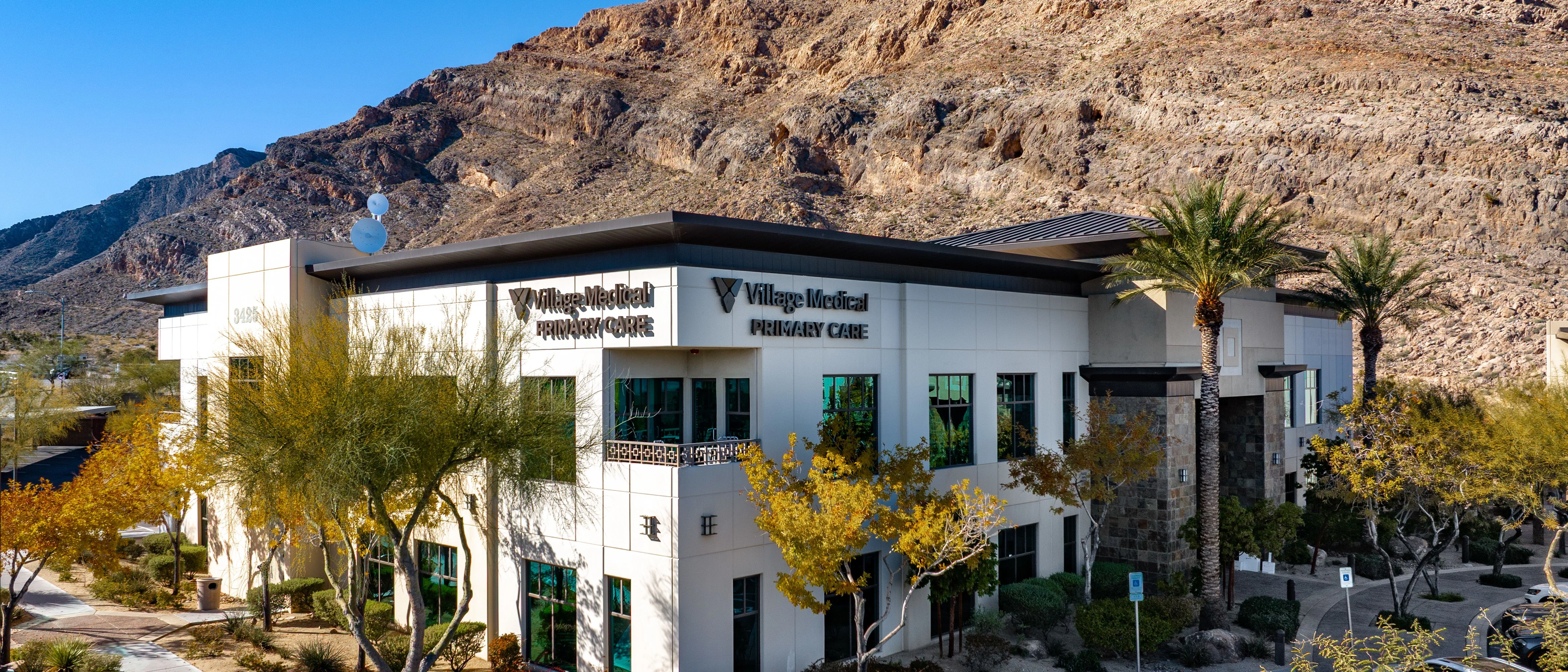 Cliffs Professional Center — Sale in Las Vegas, NV, photo 3 of 6