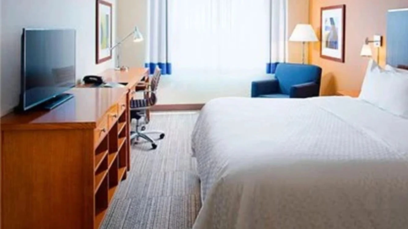 Marriott Philadelphia Airport Portfolio — Sale in Philadelphia, PA, photo 8 of 8