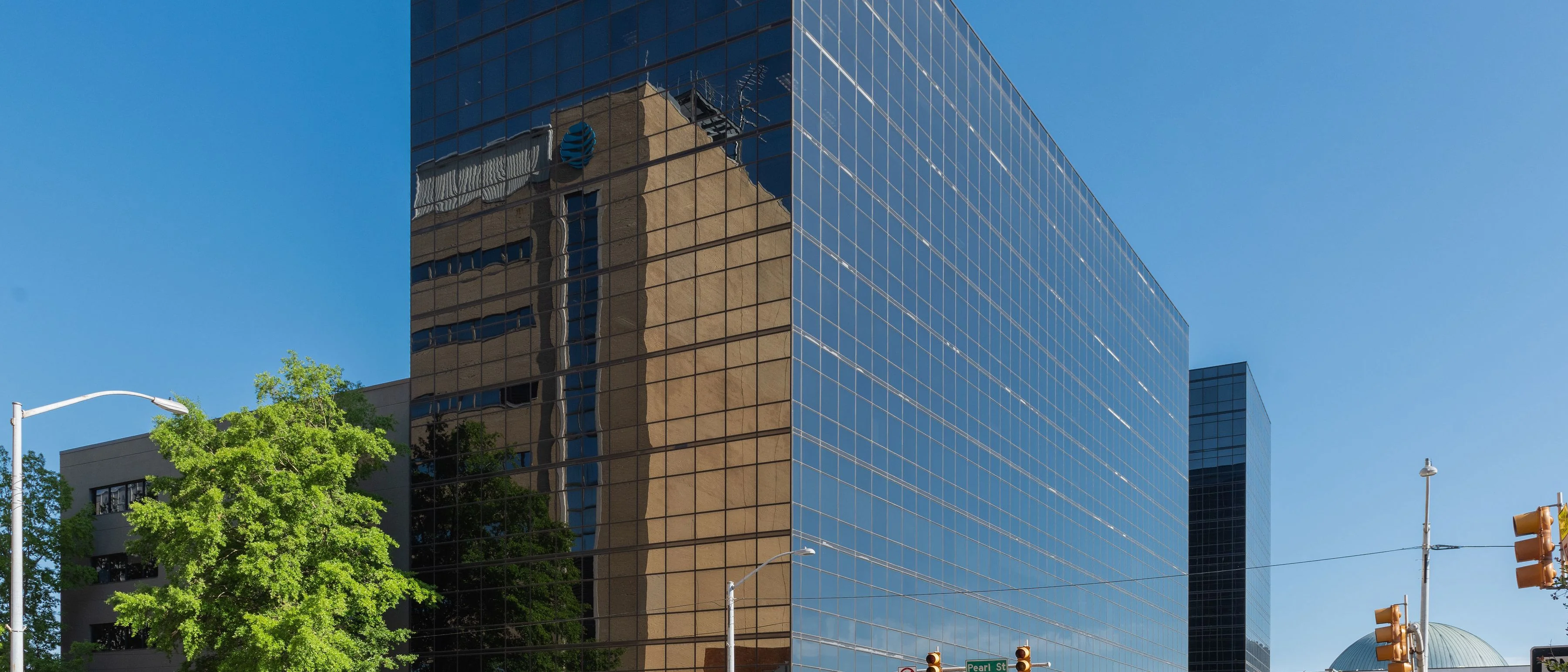 8.75% Cap Government Anchored Office Towers — Sale in Jackson, MS, photo 3 of 8