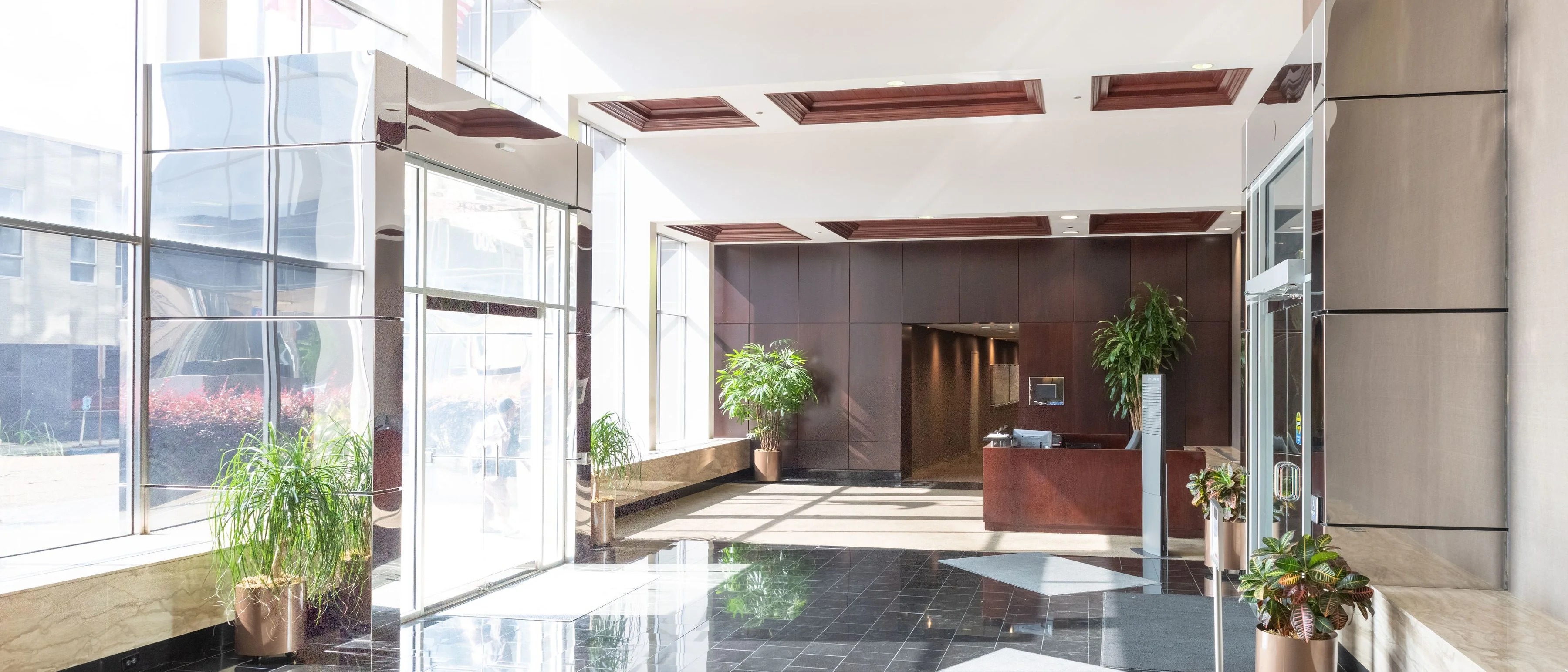 8.75% Cap Government Anchored Office Towers — Sale in Jackson, MS, photo 4 of 8