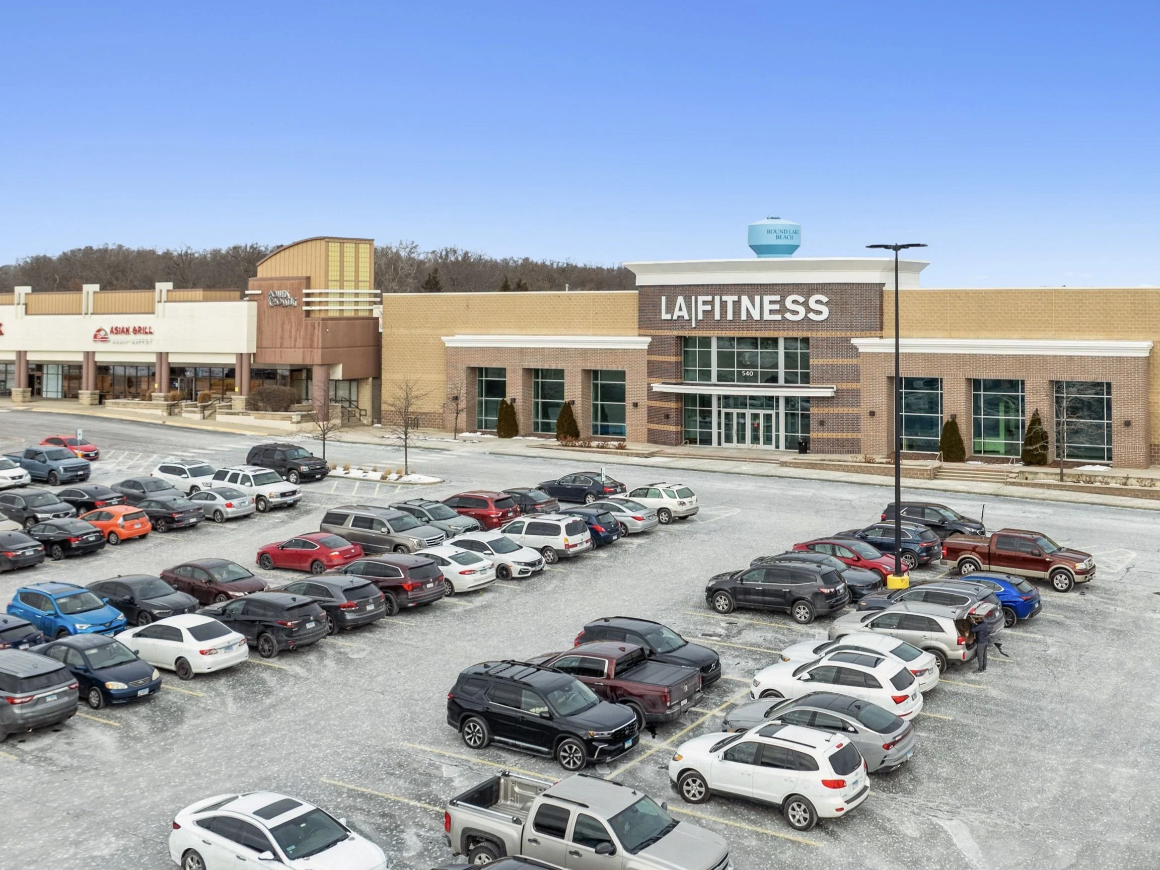 LA Fitness - Round Lake Beach, IL — Sale in Round Lake Beach, IL, photo 2 of 8