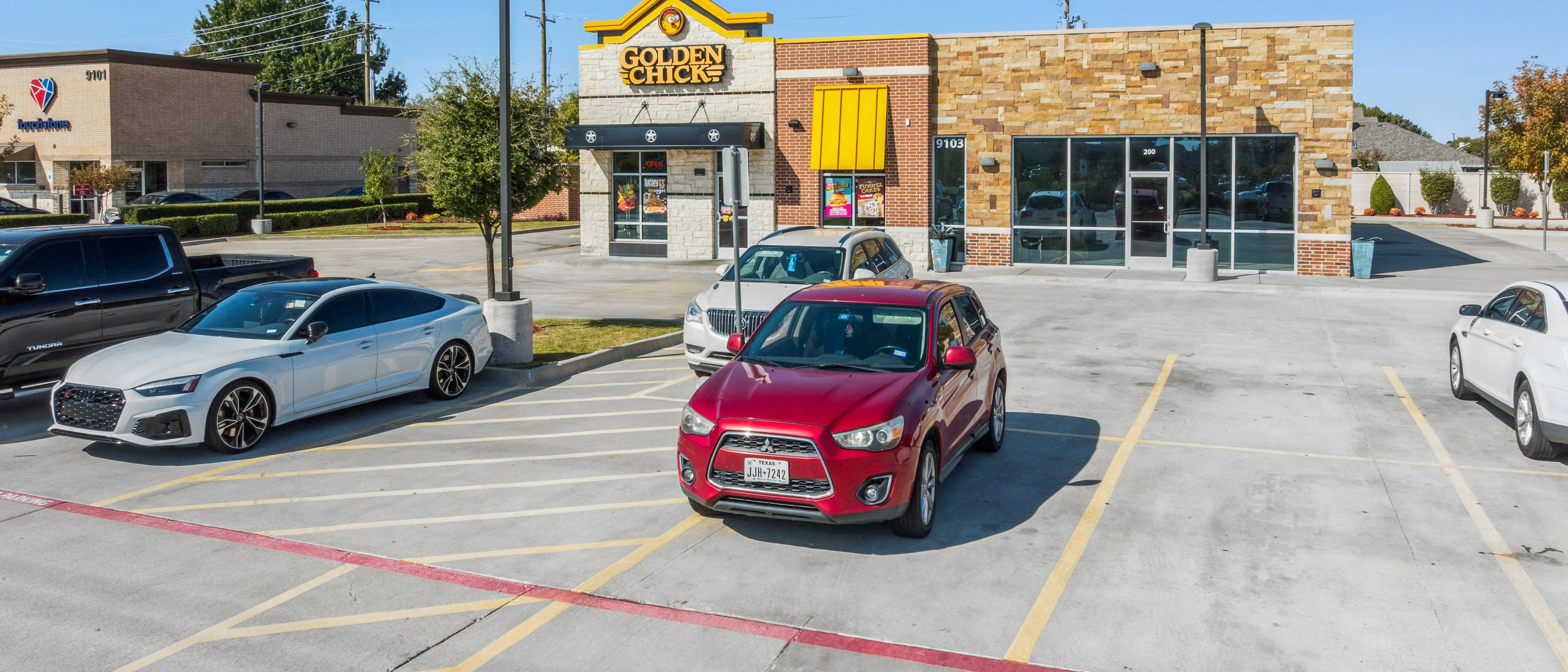 Golden Chick - Rowlett, TX — Sale in Rowlett, TX, photo 6 of 8