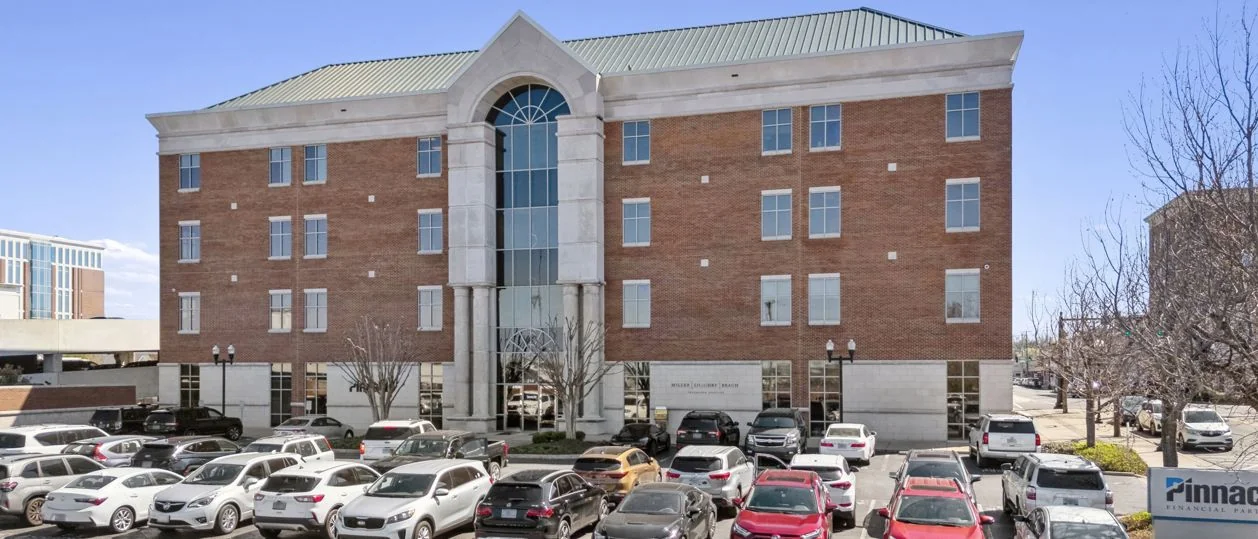 Pinnacle Bank - Murfreesboro, TN (College St.) — Sale in Murfreesboro, TN, photo 3 of 8