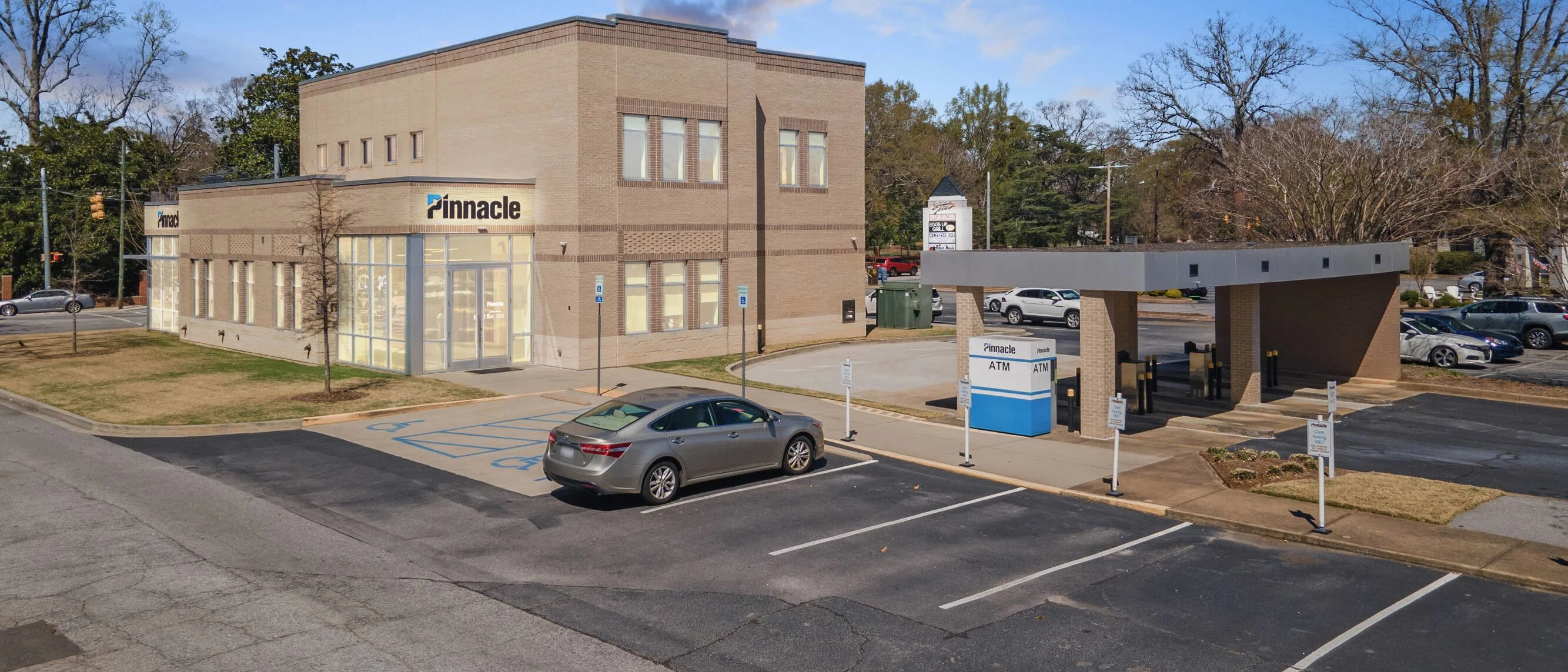 Pinnacle Bank – Spartanburg SC — Sale in Spartanburg, SC, photo 4 of 8